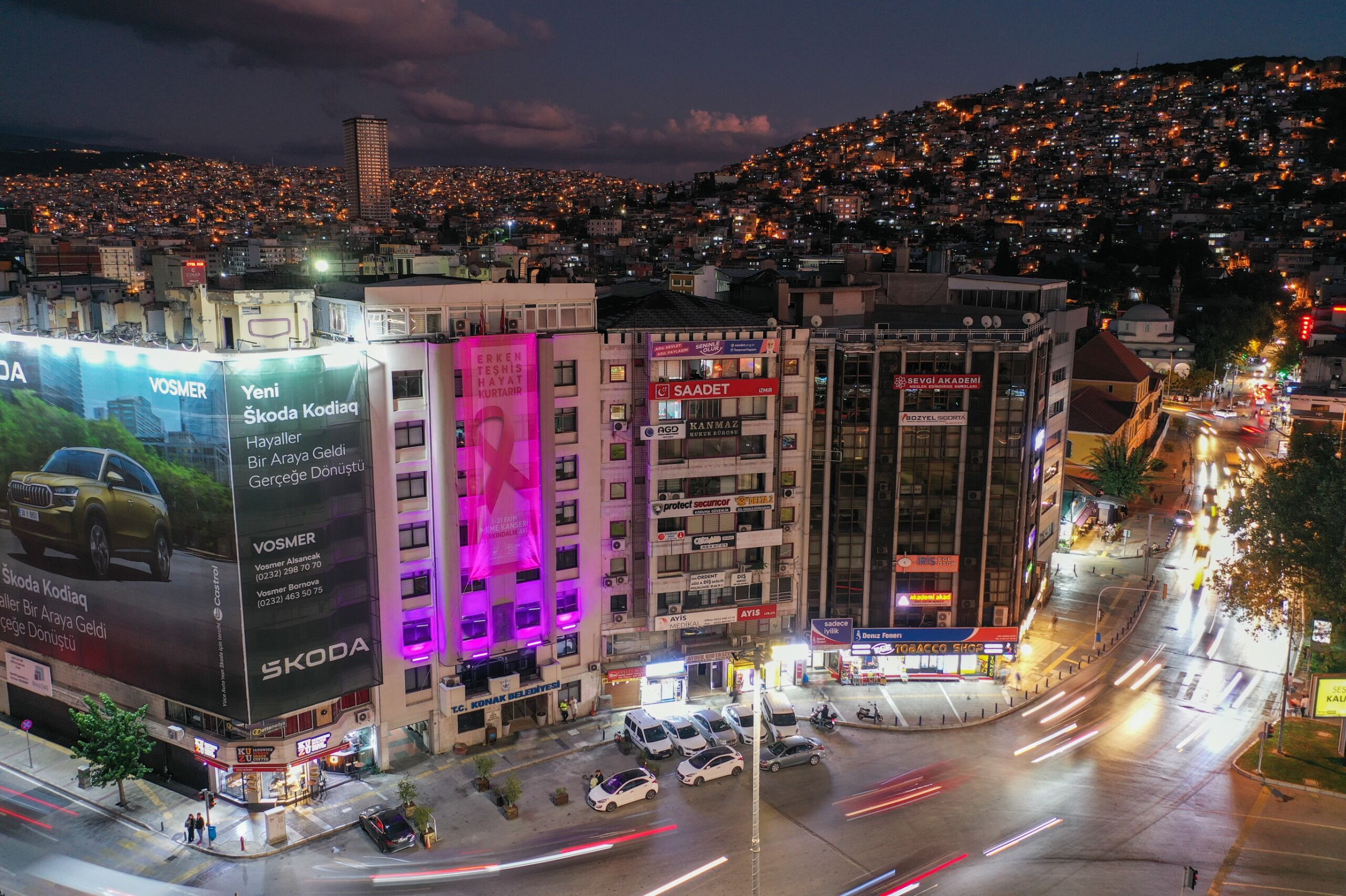 Konak Belediyesi'nden Pembe Farkındalık Erken Teşhis Hayat Kurtarır (3)