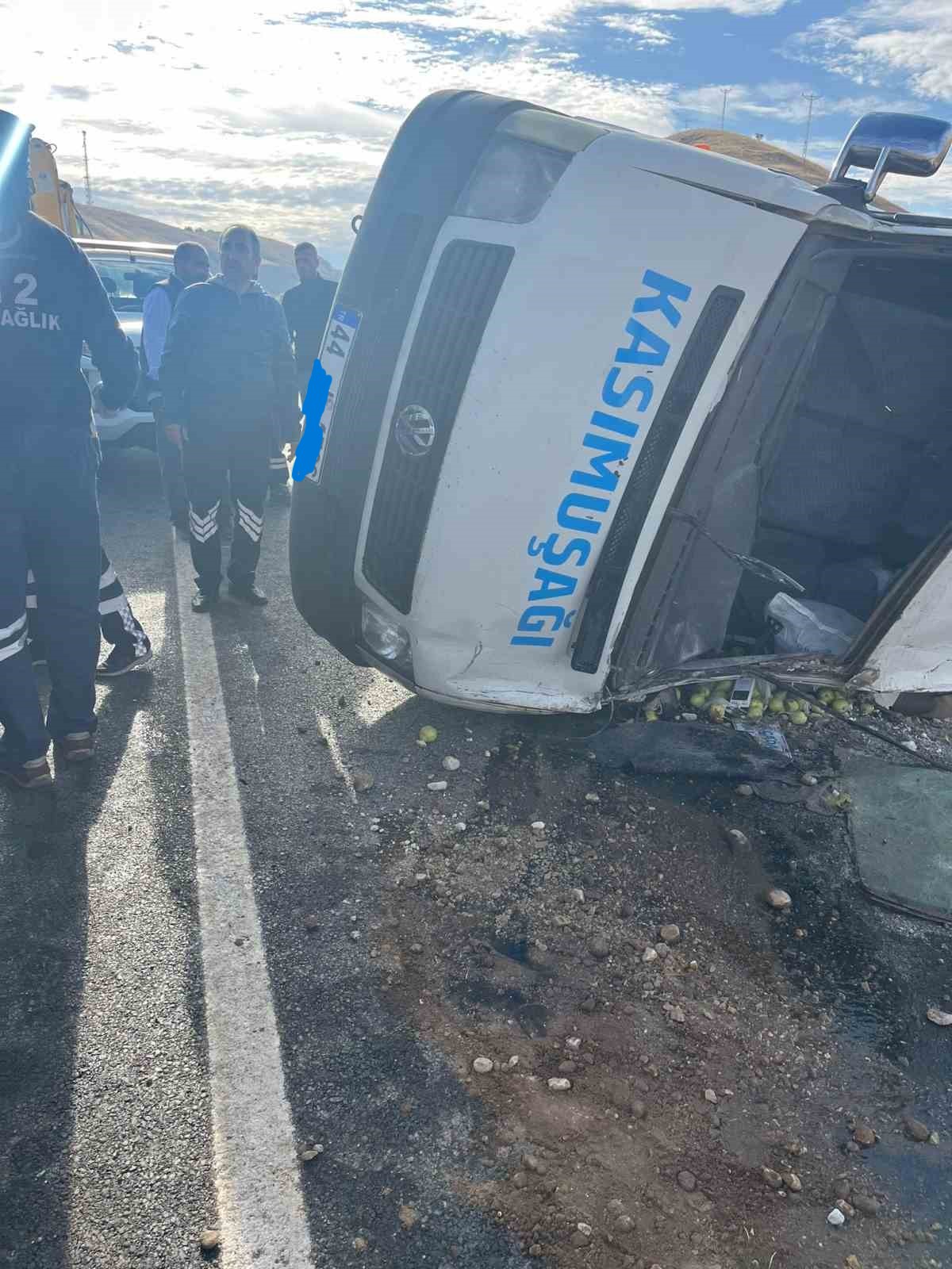 Malatya’da Yolcu Minibüsü Devrildi Çok Sayıda Yaralı! 1