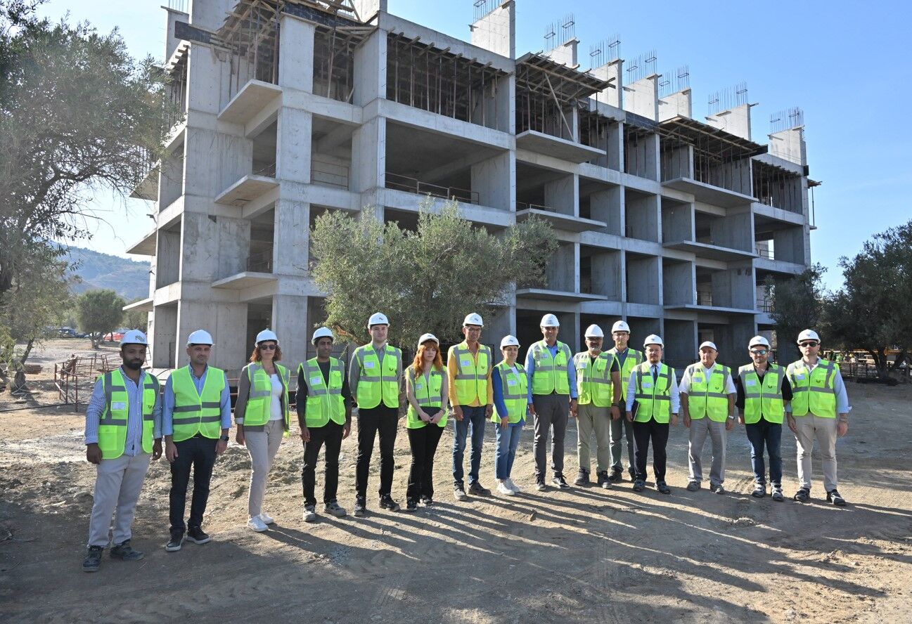 Manisa'da Spilkent Toplu Konut Projesi Hızla Yükseliyor01