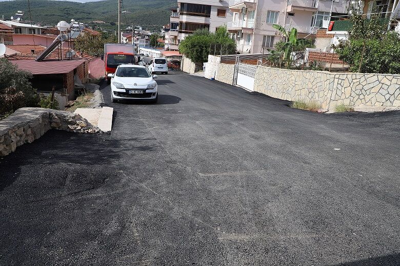 Menderes Belediyesi Yol Çalışmalarına Hız Kesmeden Devam Ediyor (3)