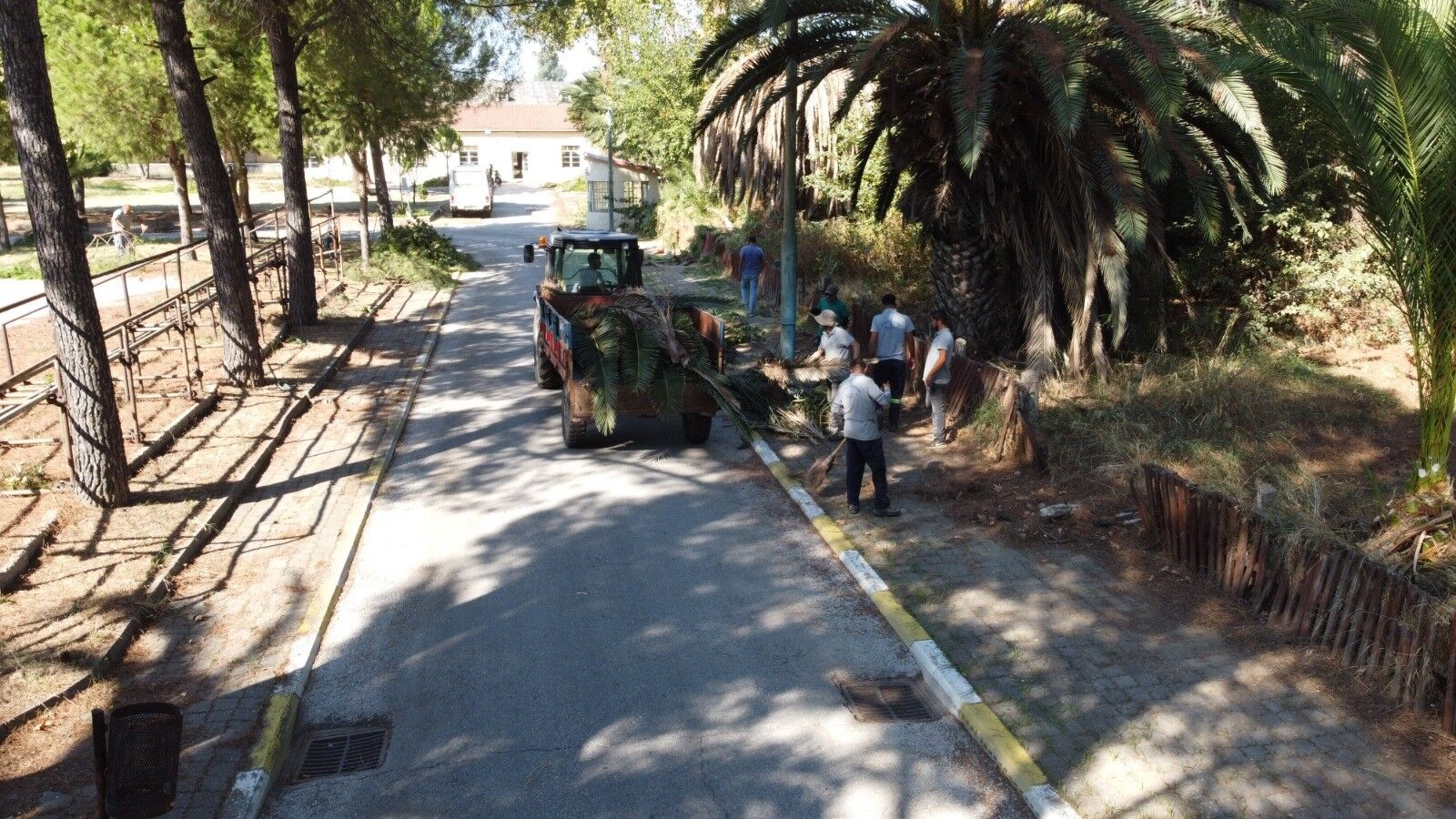 Nazilli Belediyesi'nden 9 Ekim Hazırlığı Sümerbank'ta Kapsamlı Çalışma Başladı (6)