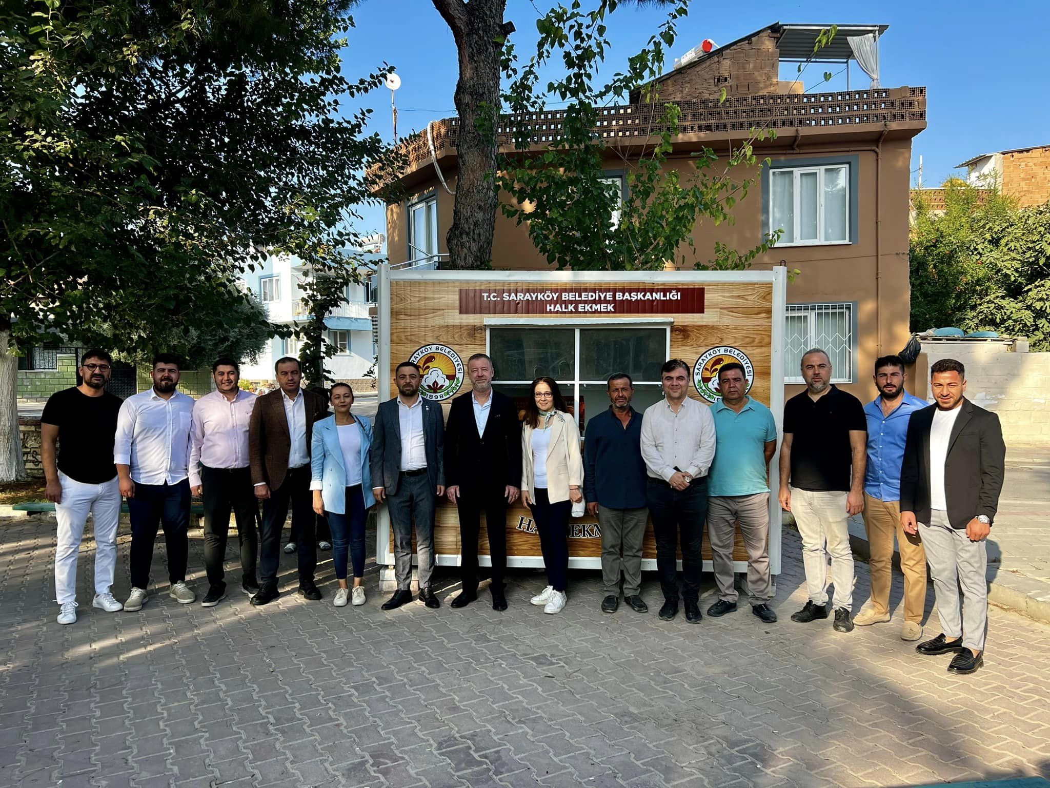 Sarayköy'de Halk Ekmek Büfeleri Hizmete Girdi (5)