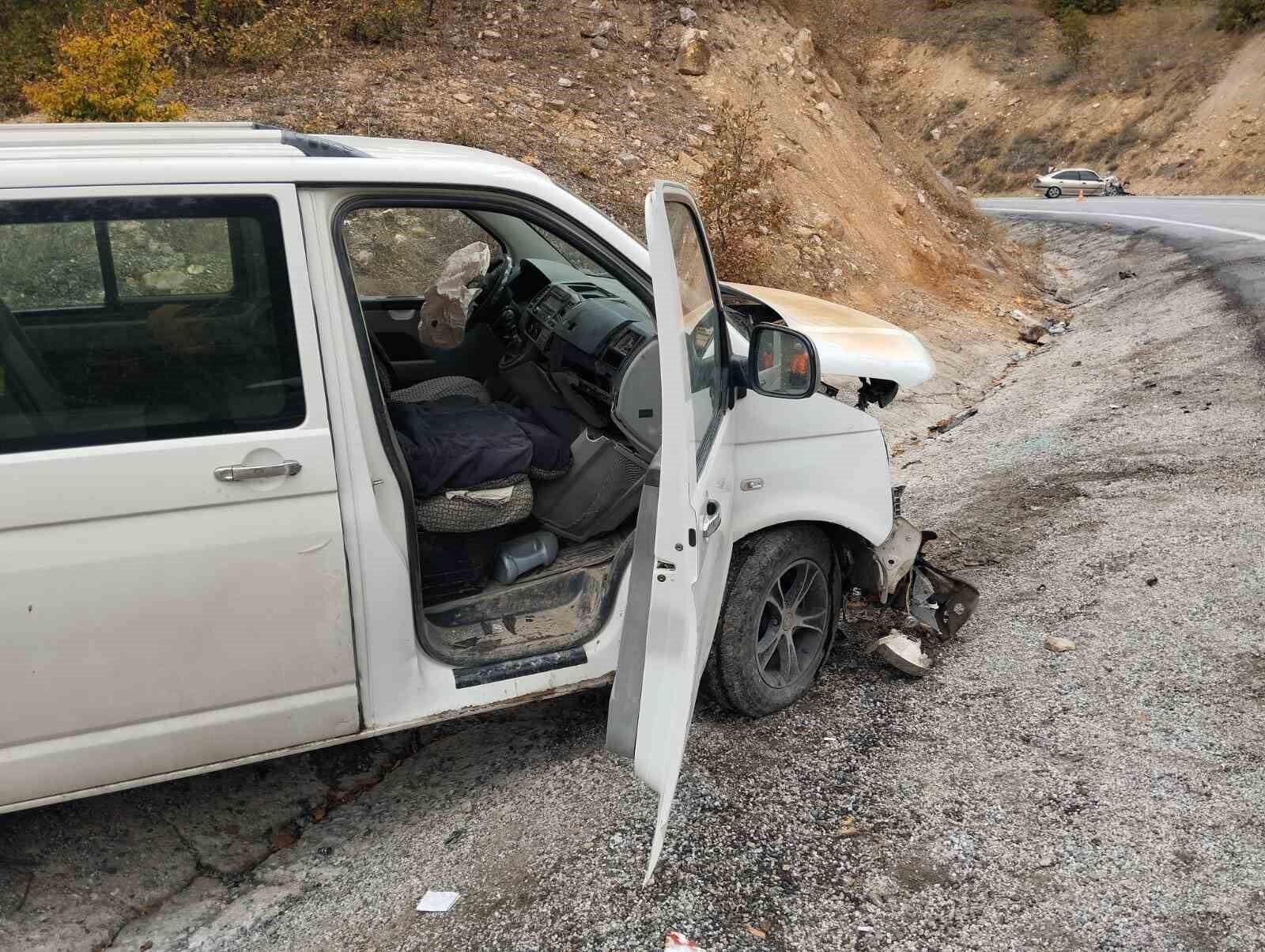 Sivas'ta Feci Kaza 1'I Ağır, 10 Yaralı Var!