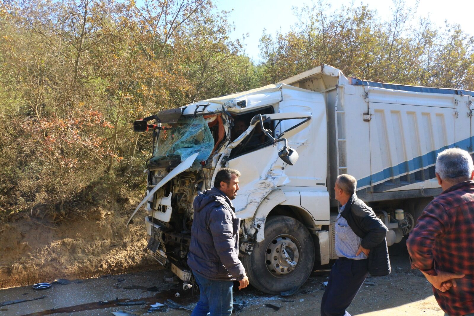 Tokat'ta Hafriyat Kamyonları Çarpıştı (5)