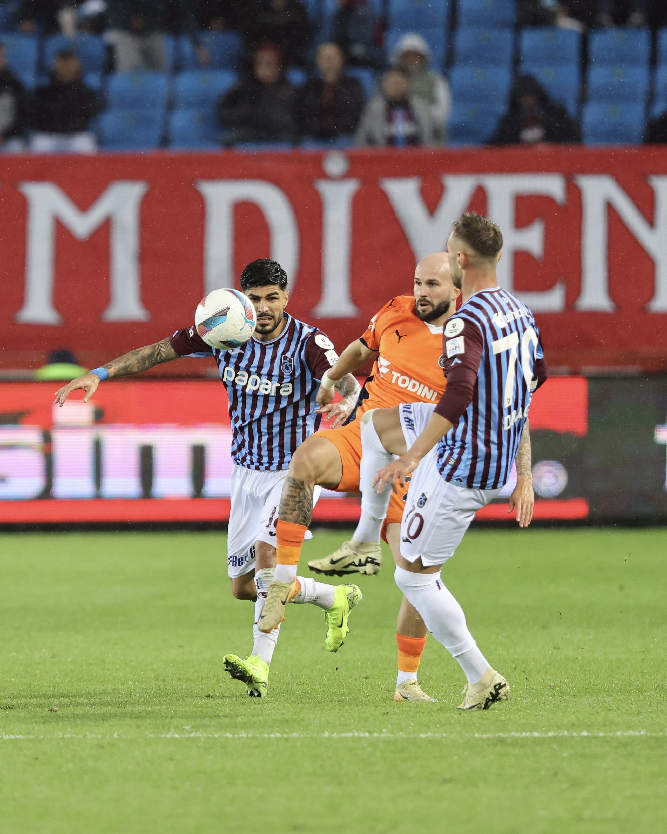 Trabzonspor, Rams Başakşehir'i Son Dakikada Geçti 1 (6)