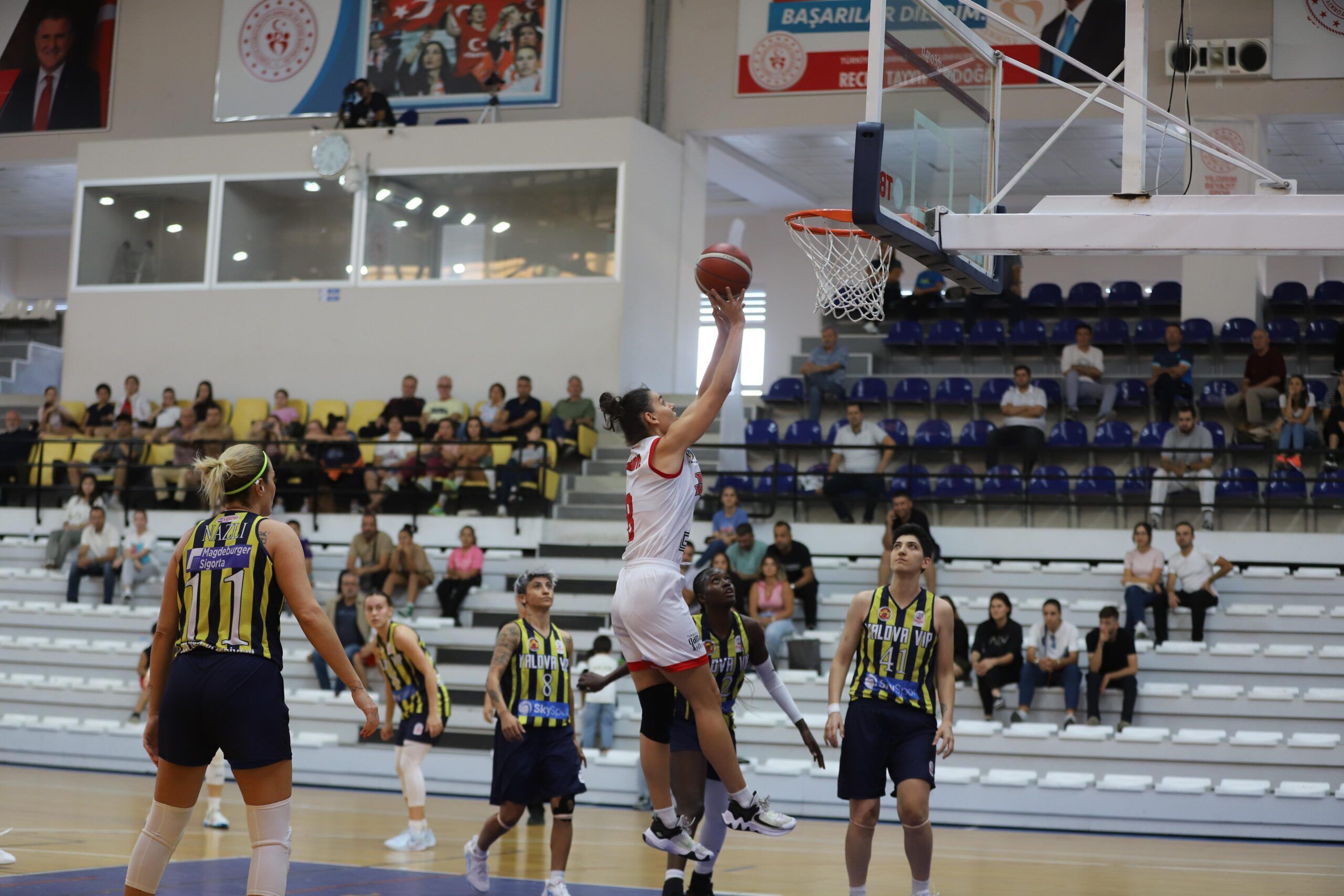 Turgutlu’da Çifte Heyecan Voleybol Ve Basketbol Maçları Taraftarı Bekliyor (6)