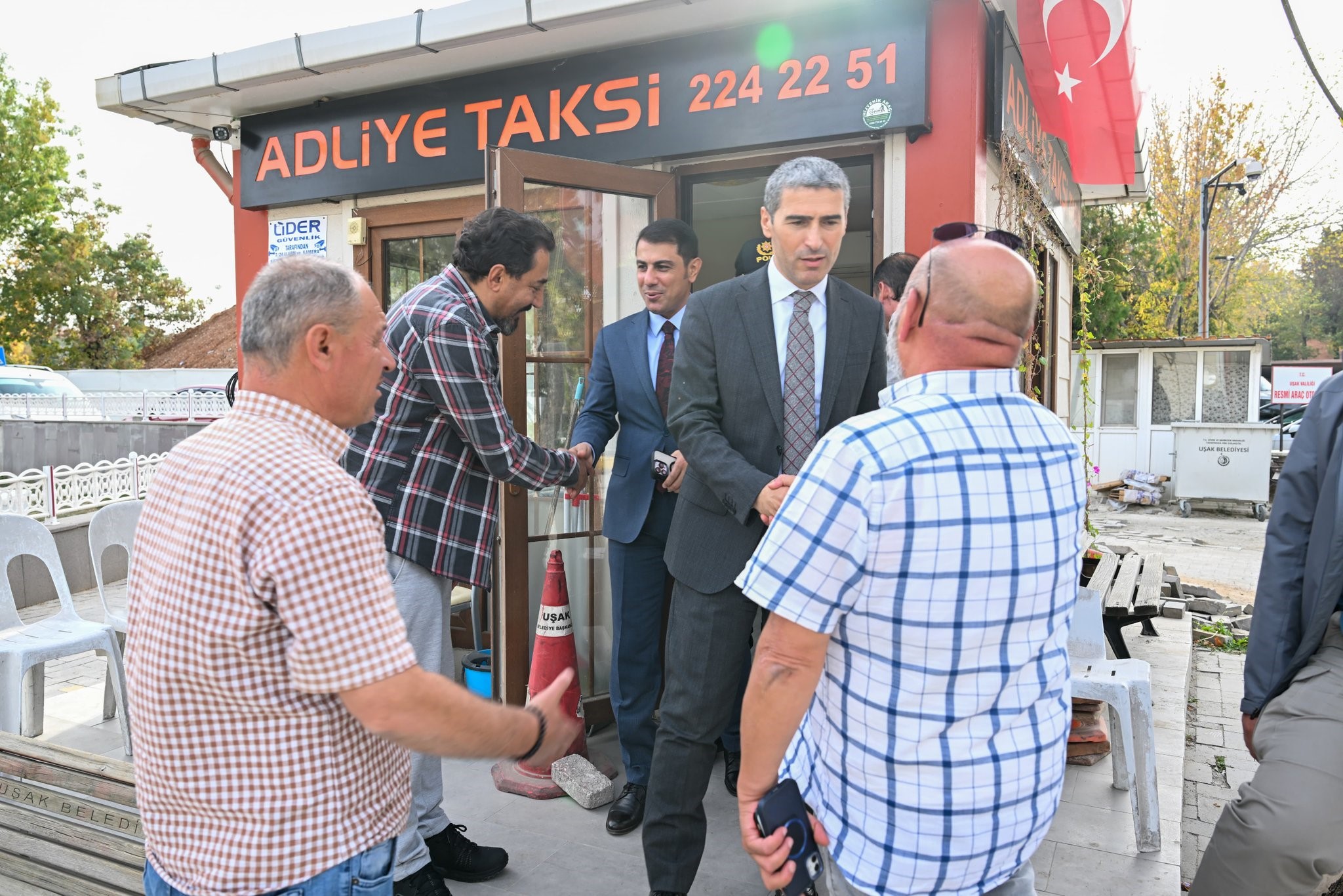 Uşak Valisi Naci Aktaş'tan Taksi Esnafına Ziyaret (2)