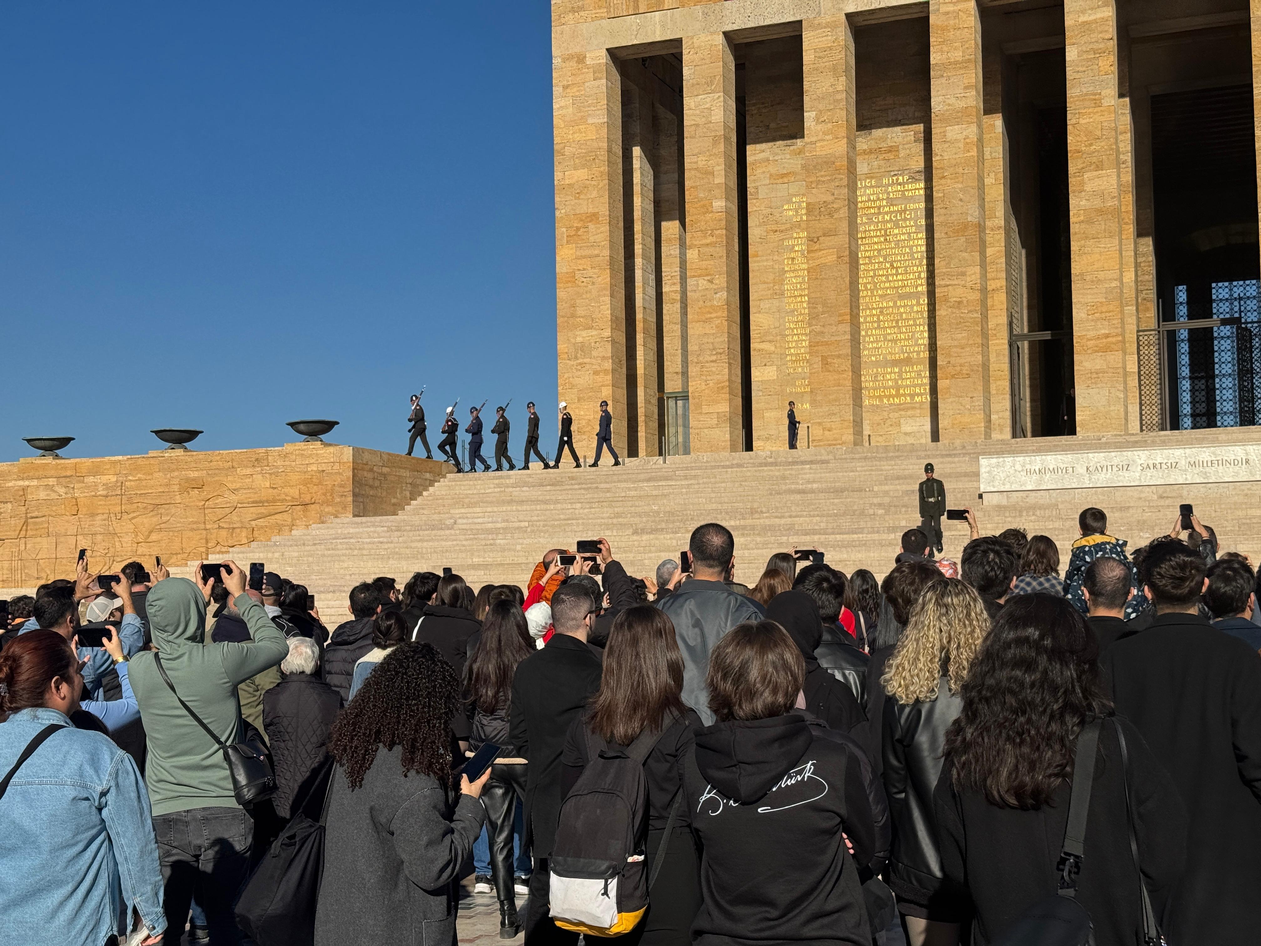 10 Kasım Öncesi Anıtkabir'e Insan Seli (3)