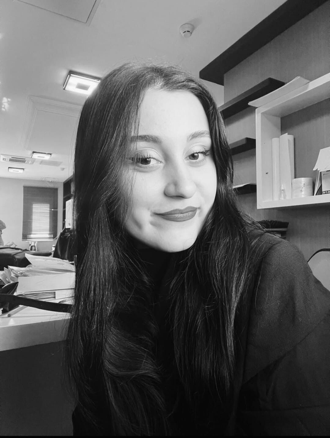 20 Yaşındaki Genç Kız Evinde Ölü Bulundu (3)
