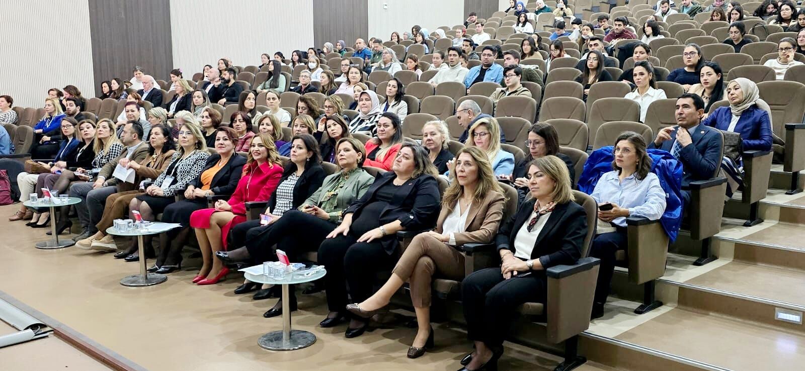3. Uluslararası Etik Araştırması Kongresi, Ege Üniversitesi'nde Başladı (2)