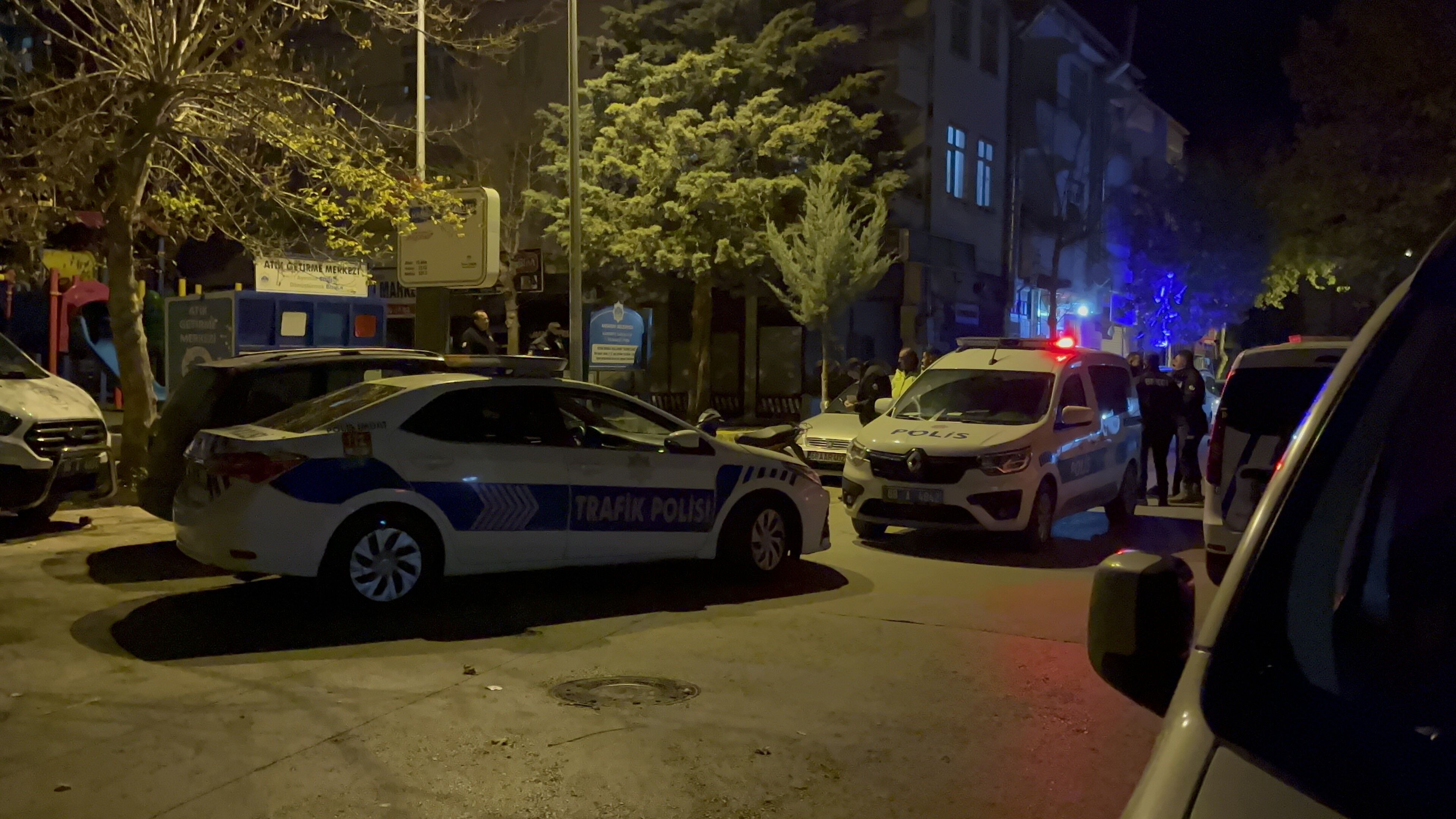 Aksaray'da Çıkan Tartışma Bıçaklı Kavgaya Dönüştü (2)
