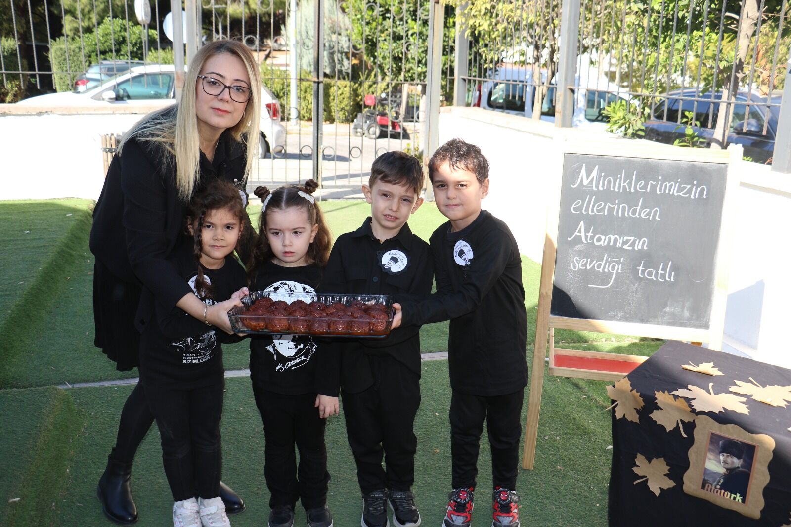 Atatürk’ü Özlemle Andı (4)