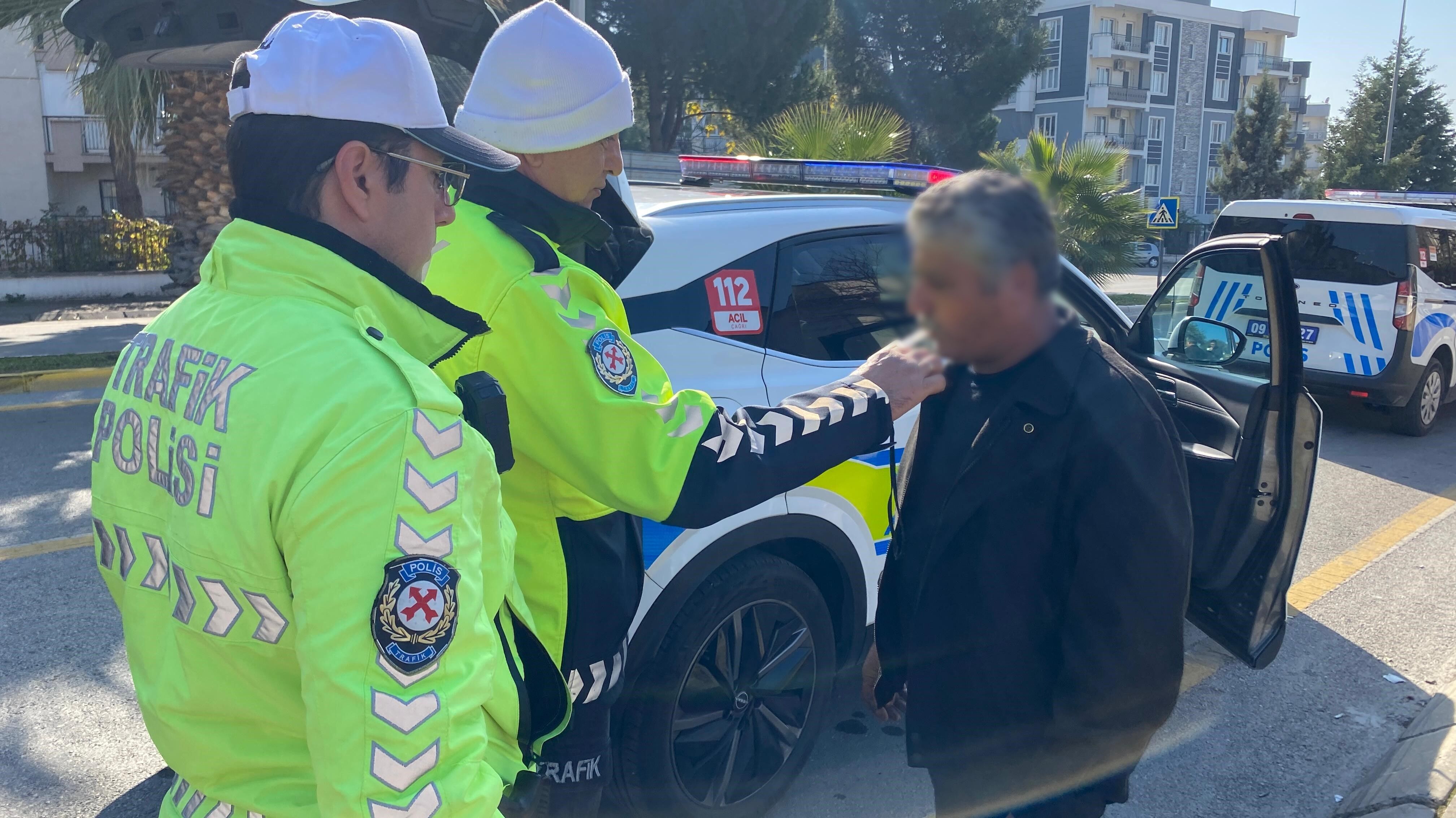 Aydın'da Kaza Yapan Alkollü Sürücü Takip Edilerek Yakalandı (6)