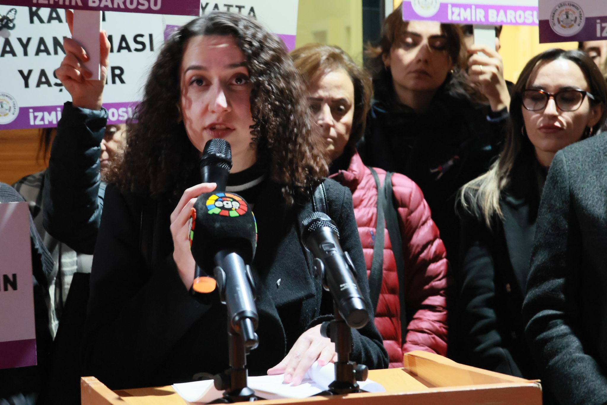 Binlerce Kadın İzmir’den Haykırdı Kadın, Yaşam, Özgürlük (5)