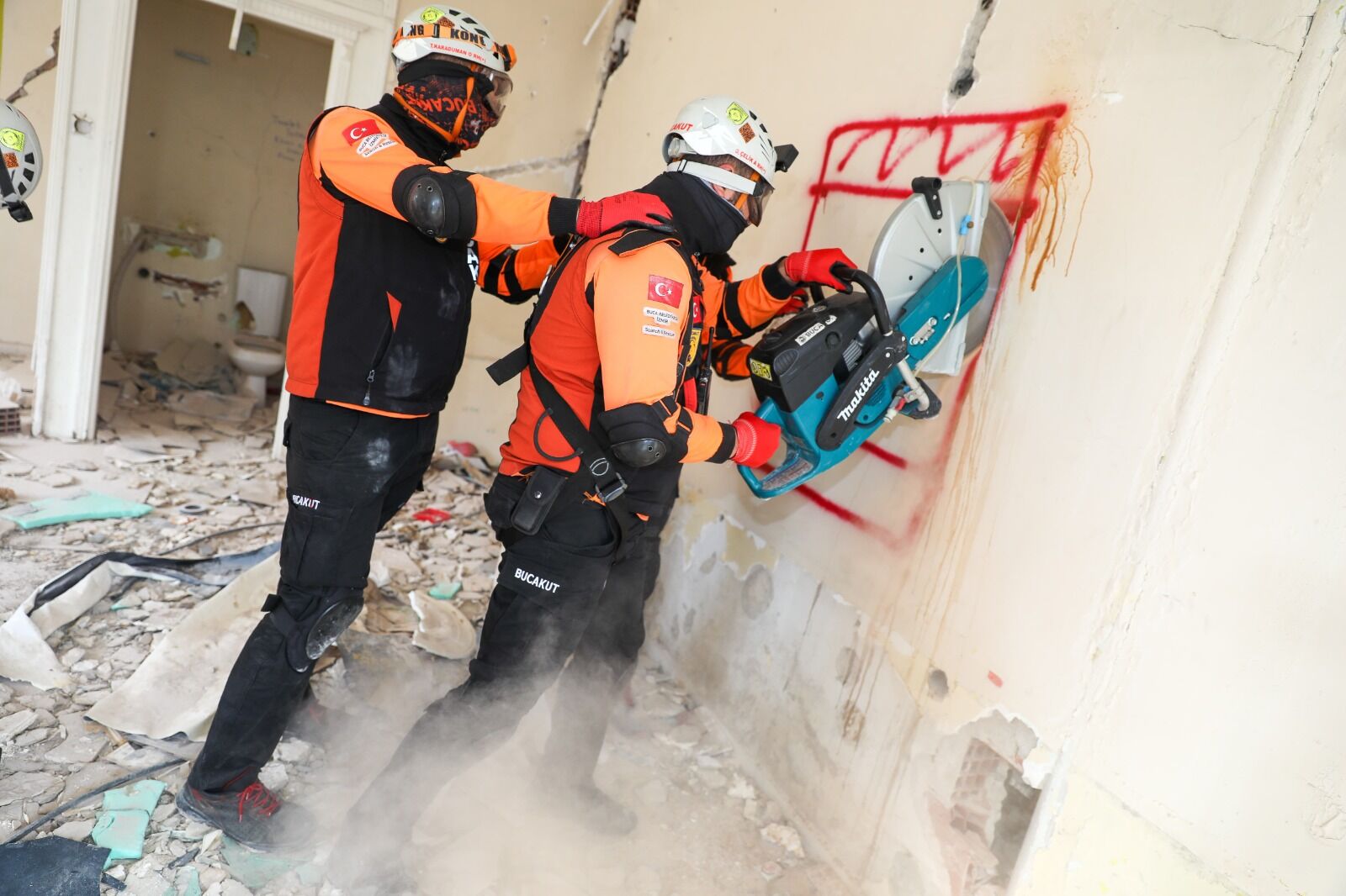 Buca Belediyesi Arama Kurtarma Birimi Bucakut Tatbikat 09Jpeg