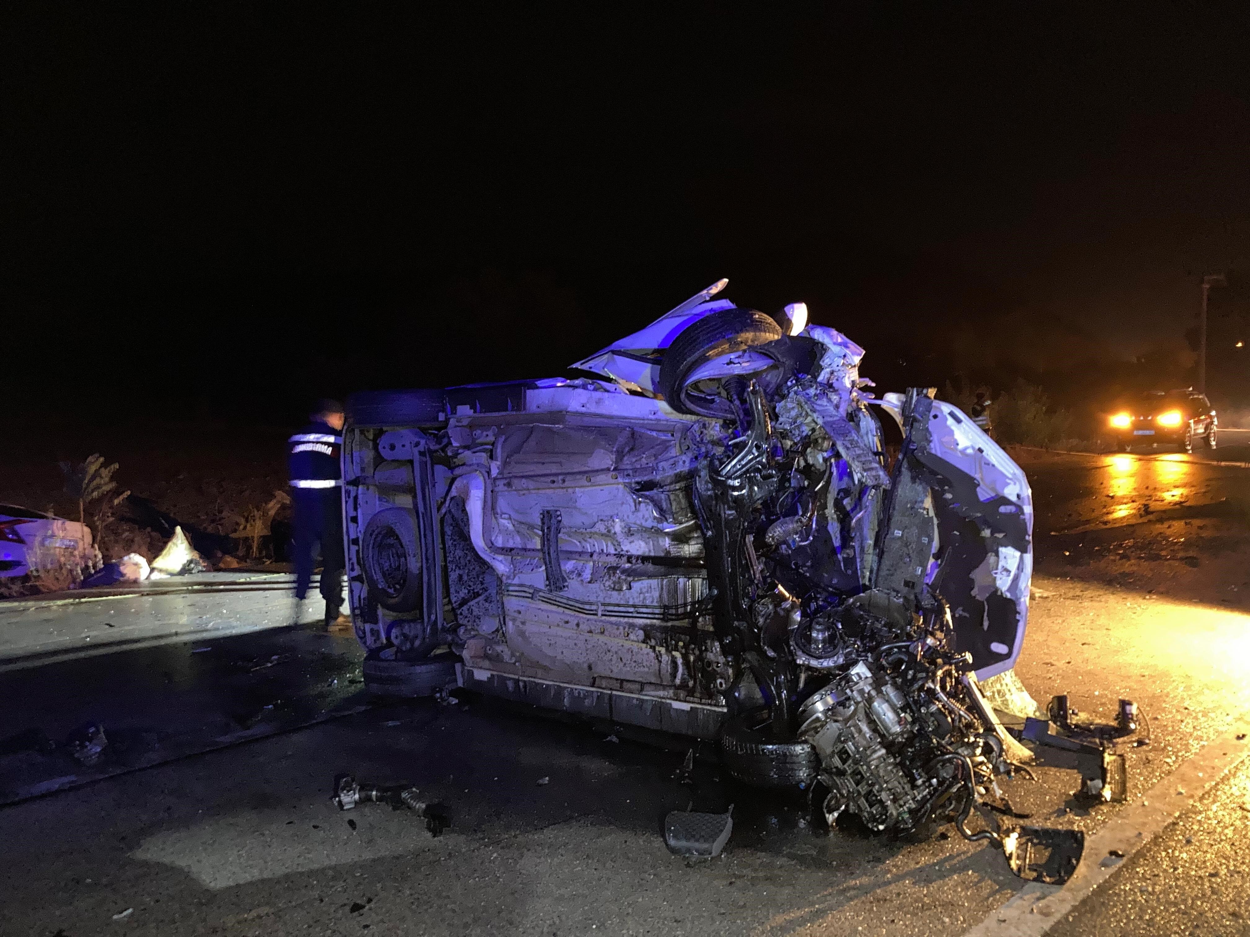 Burdur Fethiye Yolunda Yağmur Sonrası Kaza 1 Ölü, 7 Yaralı (1)