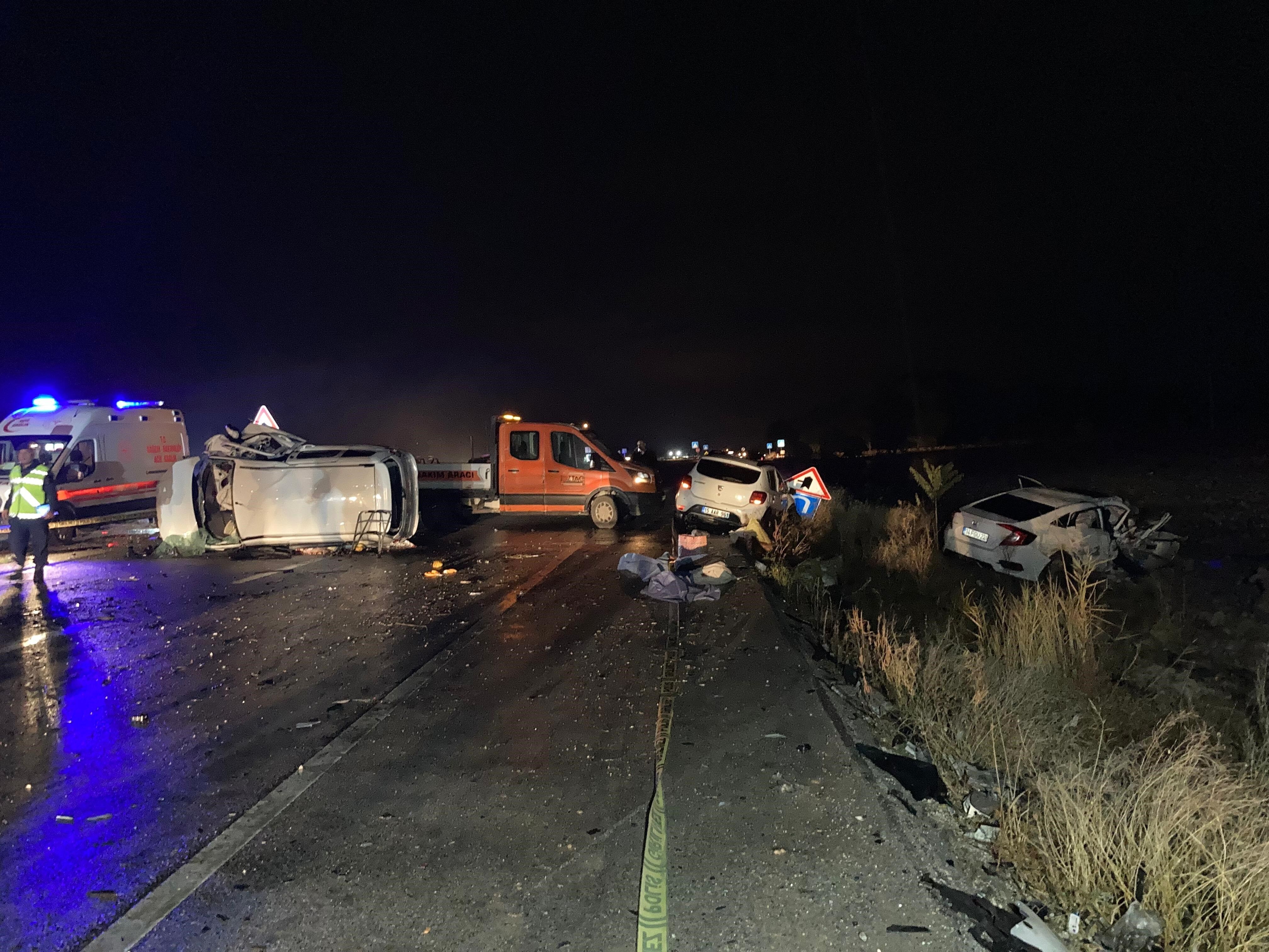 Burdur Fethiye Yolunda Yağmur Sonrası Kaza 1 Ölü, 7 Yaralı (2)