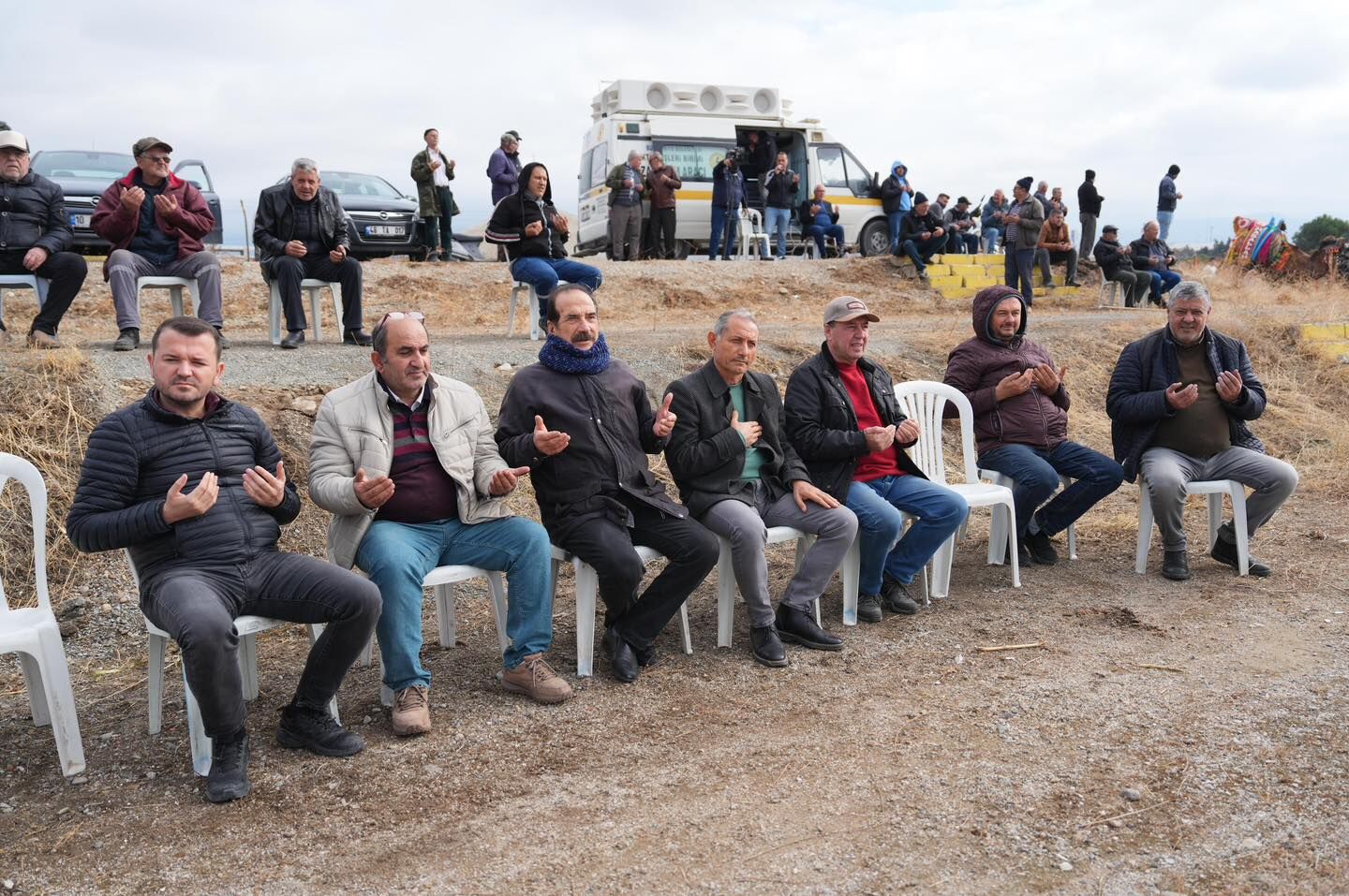 Burhaniye’de Geleneksel Havut Giydirme Töreni Gerçekleşti (3)
