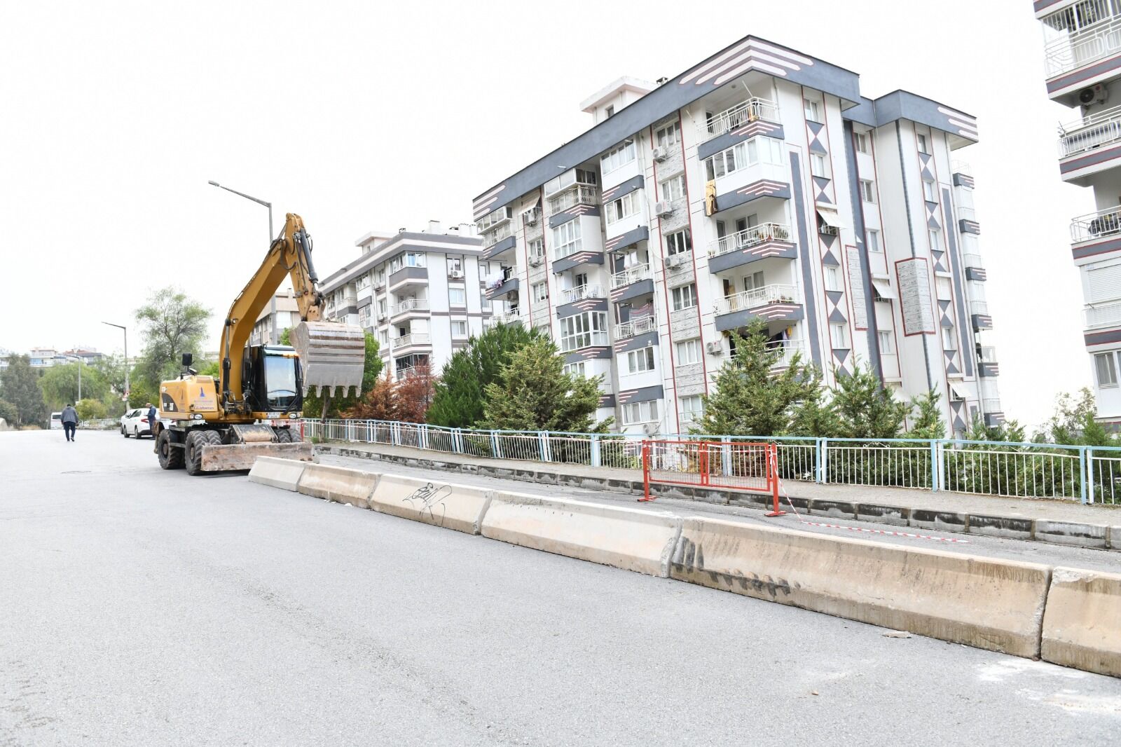 Çiğli Belediyesi Heyelan Sonrası Güvenlik Önlemleri Aldı (1)-1