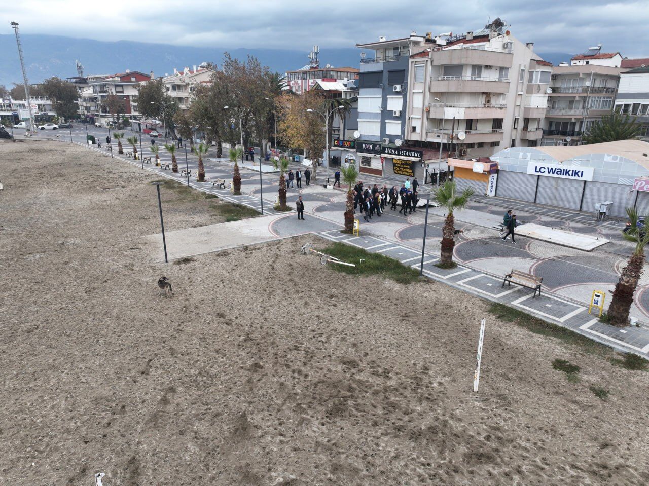 Edremit'te Akçay Kordon Boyu Modernleşiyor (4)