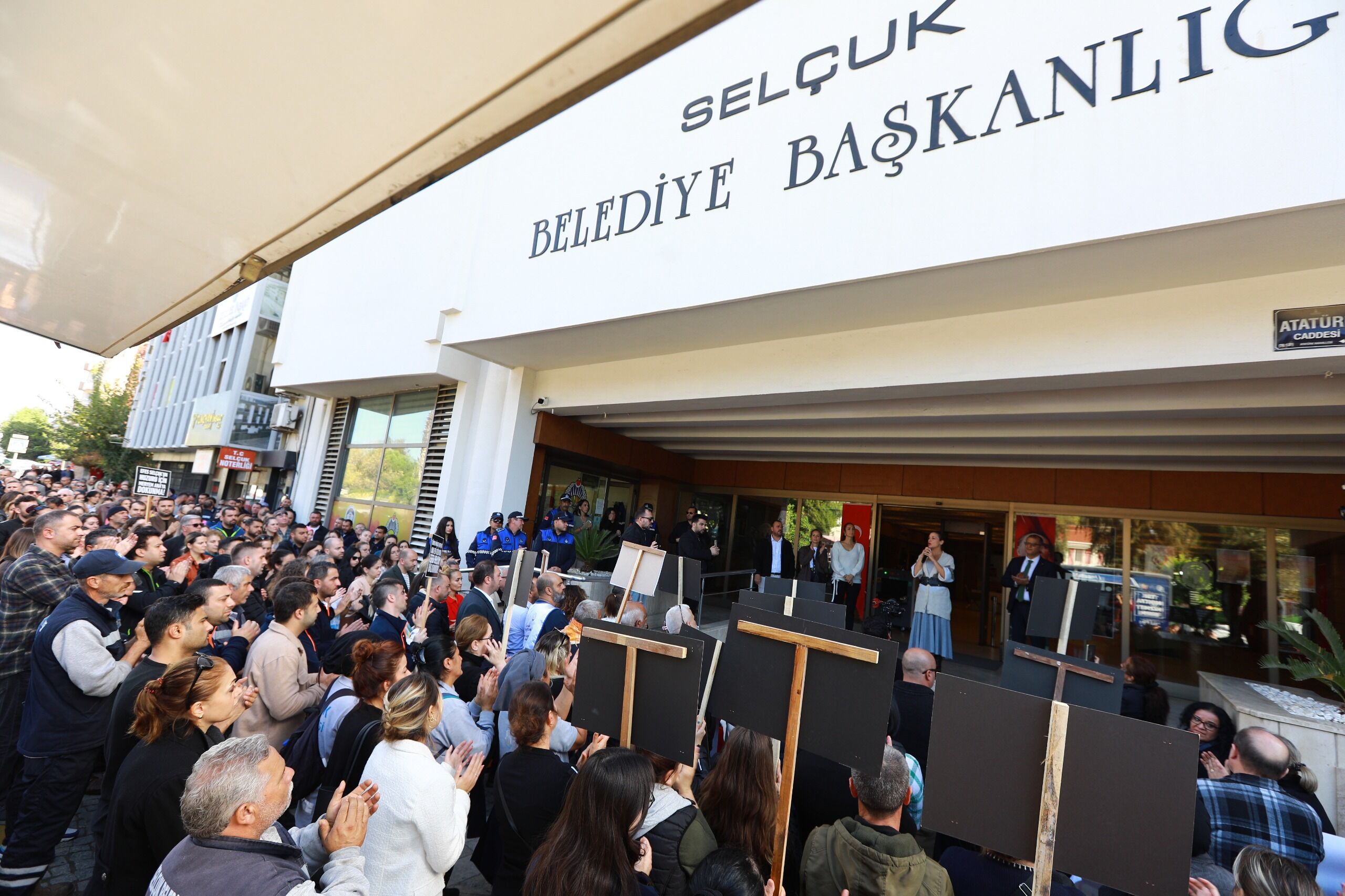 Efes Selçuk’ta Otopark Gelirlerine Tepki (6)