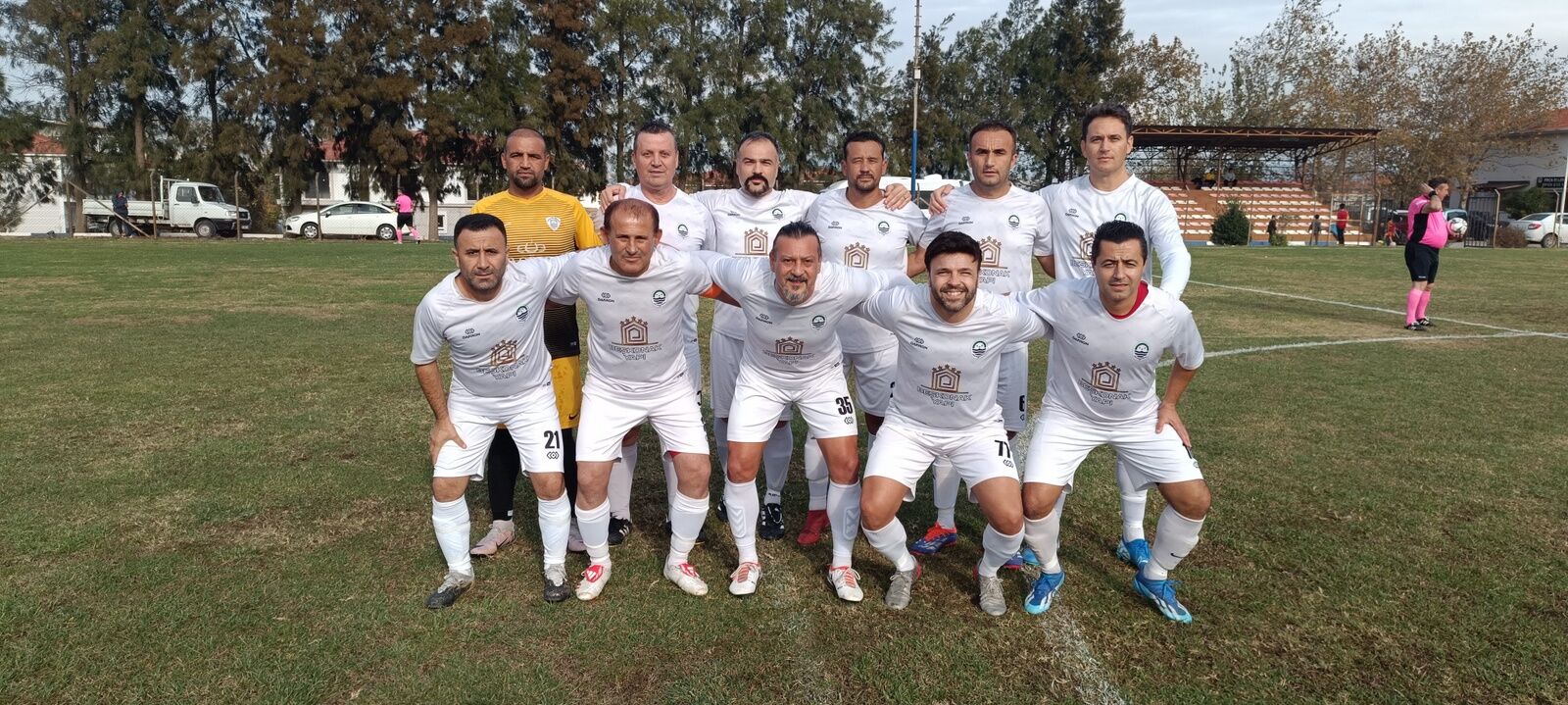 Foça Belediye Masterler Üçte Üç Yaptı (1)