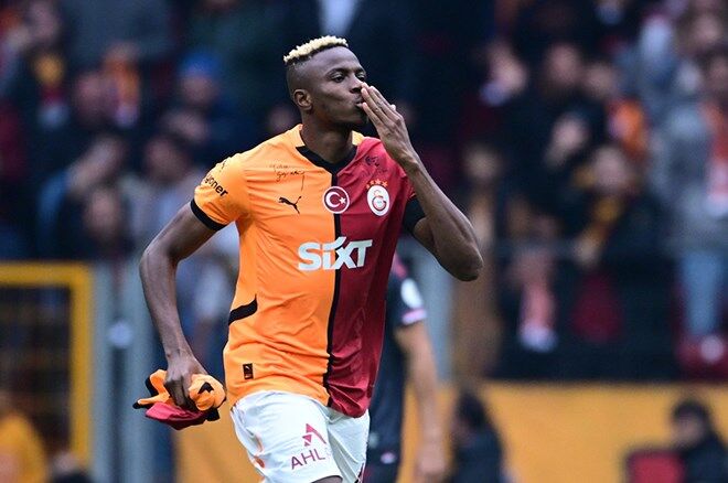 Galatasaray'da Osimhen Belirsizliği Karar Onun (3)