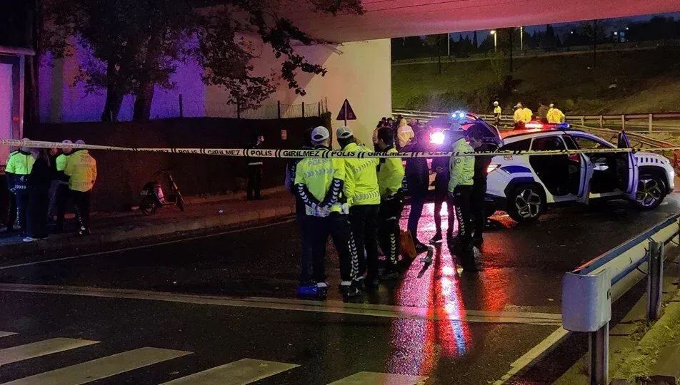 İstanbul’da Şehit Olan Polis, Memleketinde Son Yolculuğuna Uğurlandı (2)