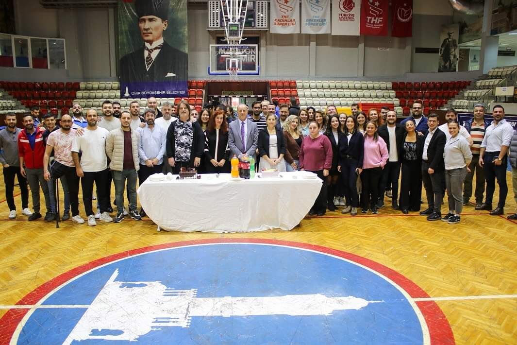 İzmir Büyükşehir Belediyesi Spor Kulübü3