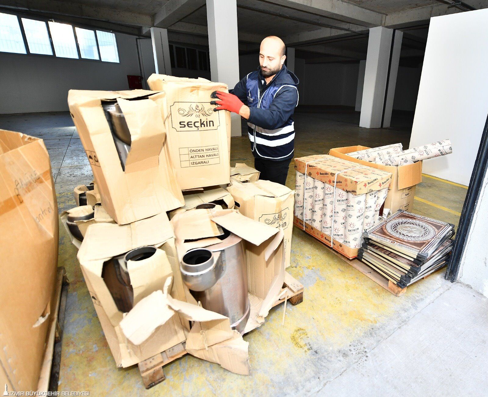 İzmir Büyükşehir Belediyesi'nden Kış Destek Hamlesi (3)