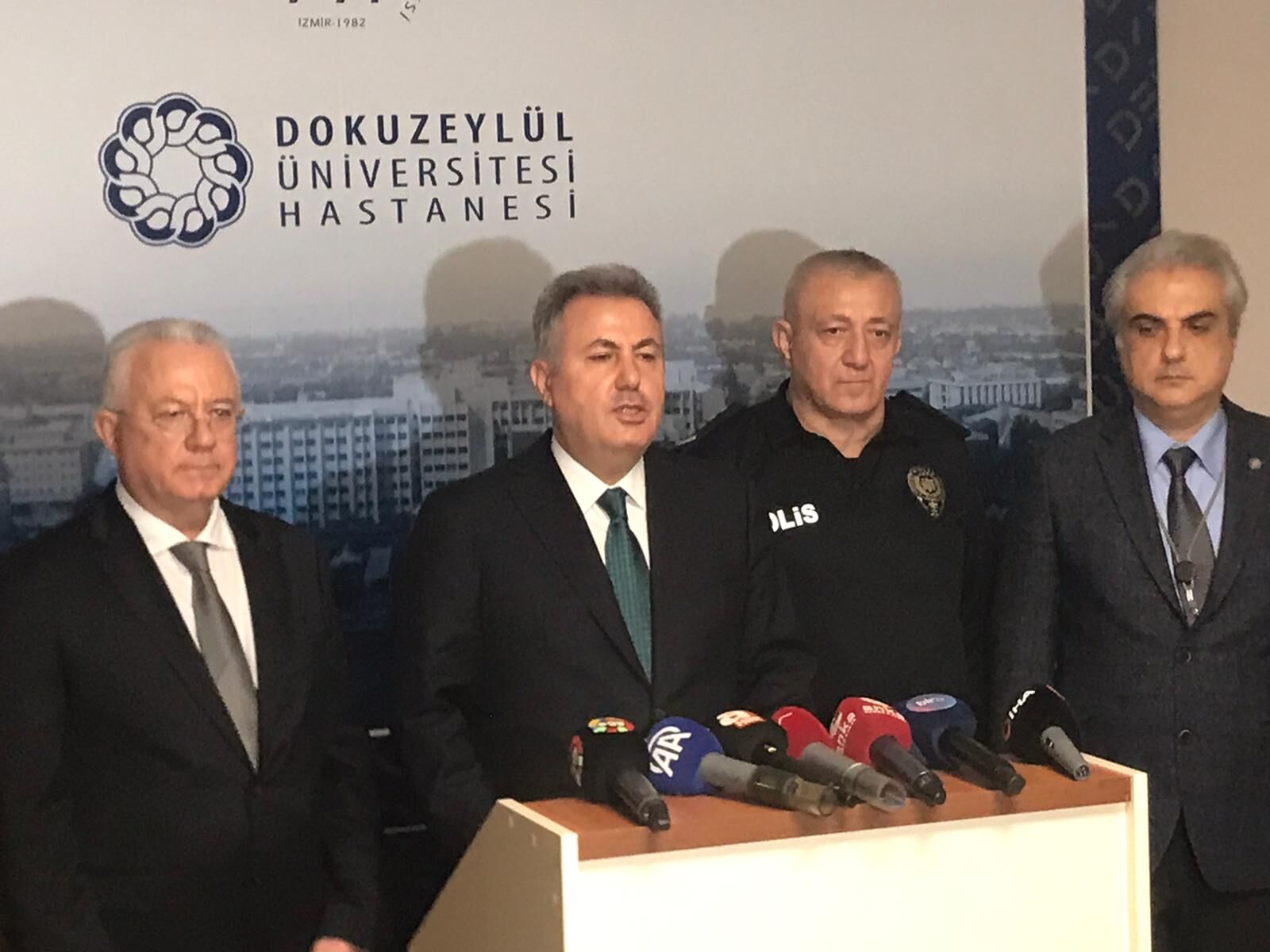 Izmir Valisi Süleyman Elban2