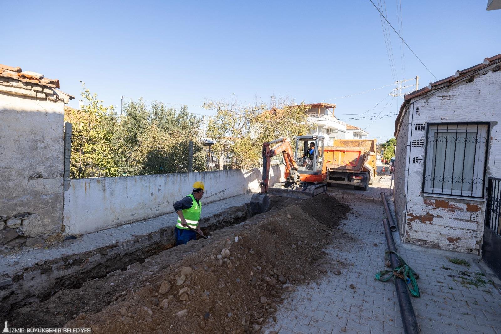 İzsu, Aliağa’nın Eskiyen Su Şebekesini Yeniliyor (4)