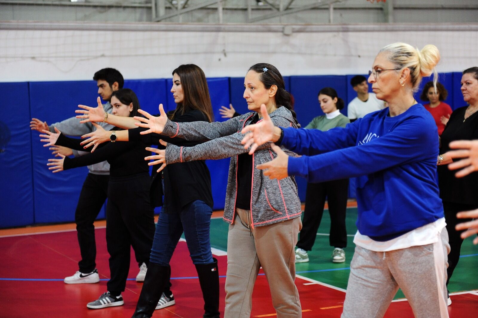 Karşıyaka Belediyesi’nden Kadınlar Için Aikido Etkinliği (2)