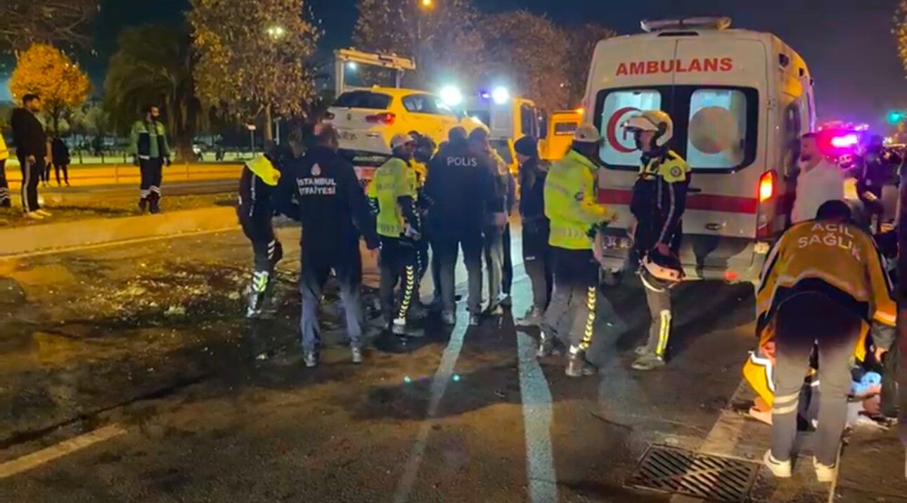 Maltepe Sahil Yolu'nda Trafik Kazası 4 Yaralı (1)