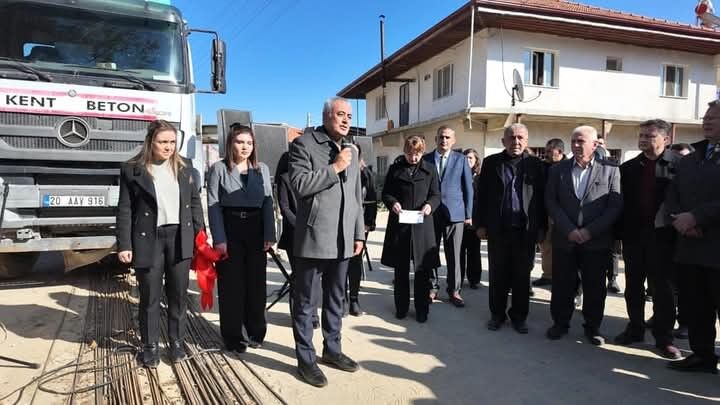 Manisa'da Hüseyin Gümüşlü Aile Sağlığı Merkezi'nin Temeli Atıldı (1)