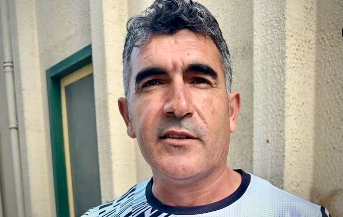 Merdiven Güvenliği Için Çalışan Öğretmen, Düşerek Hayatını Kaybetti (1)
