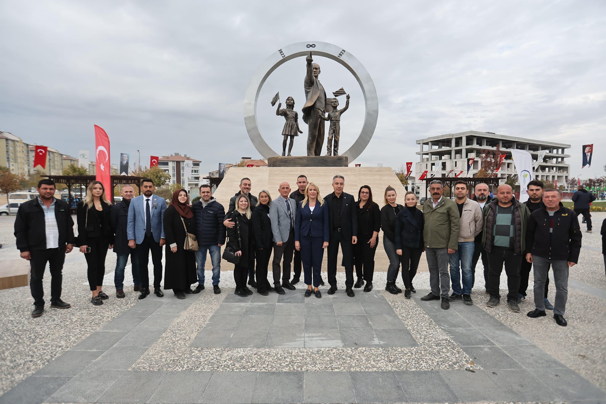 Merkezefendi Belediyesi'nden Atatürk'e Adanmış Sonsuz Bir Miras (2)