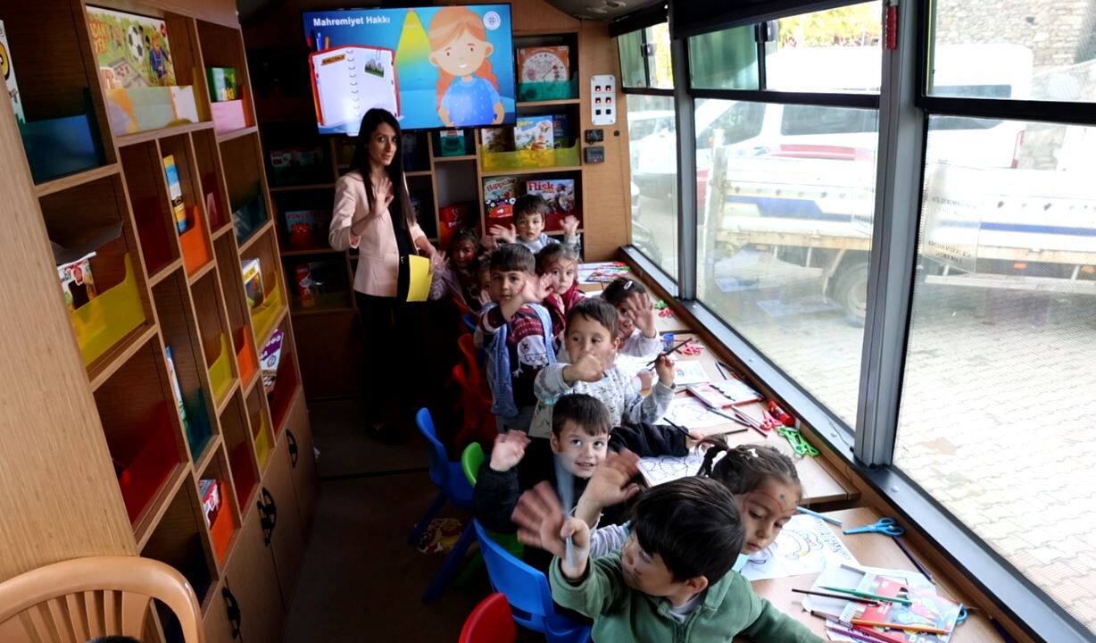 Muğla Büyükşehir Belediyesi'nden Kırsaldaki Çocuklara Etkinlik (2)