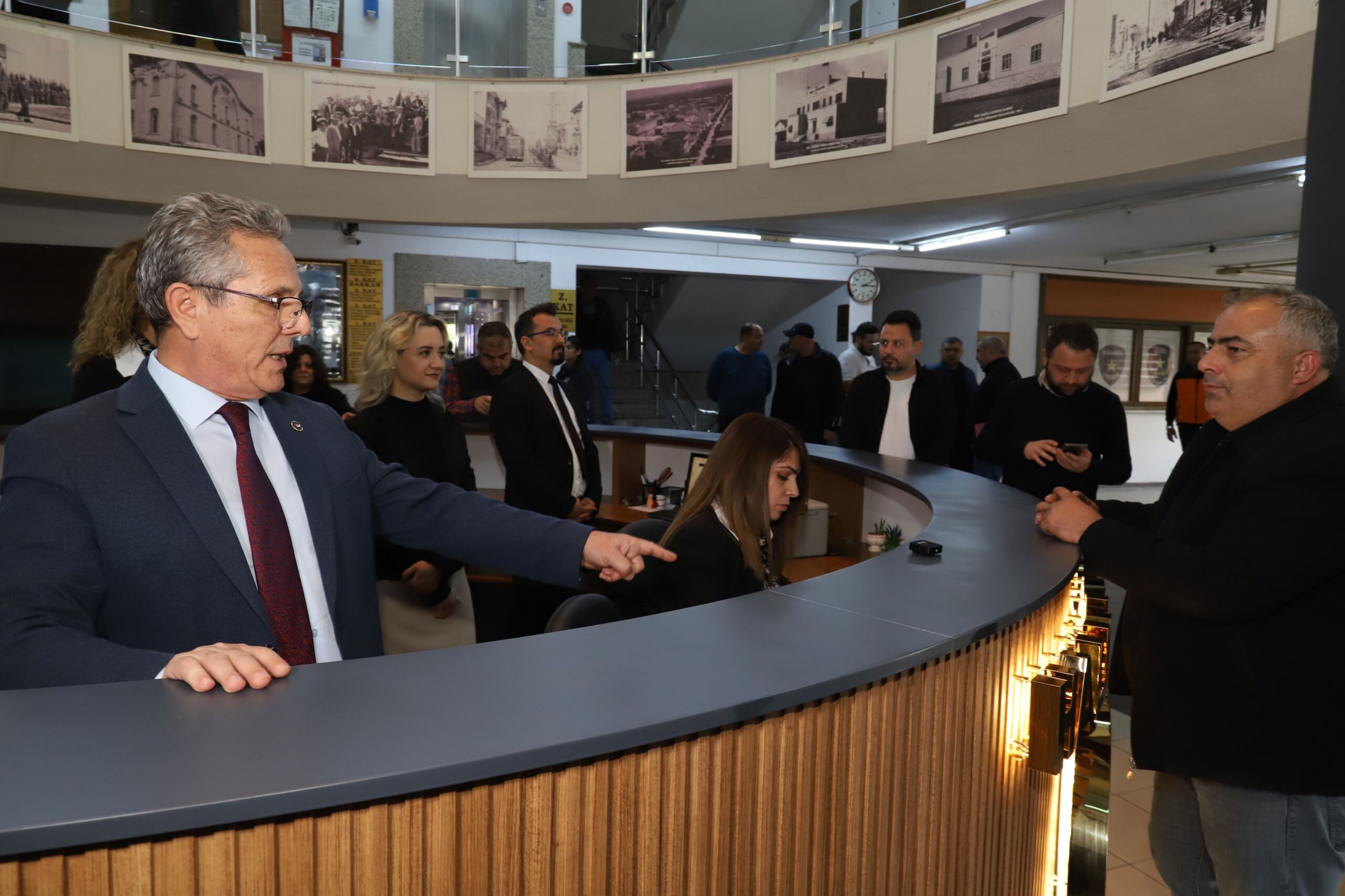 Nazilli Belediyesi’nden Vatandaşlara Kolaylık Halk Masası Hizmete Girdi! (4)