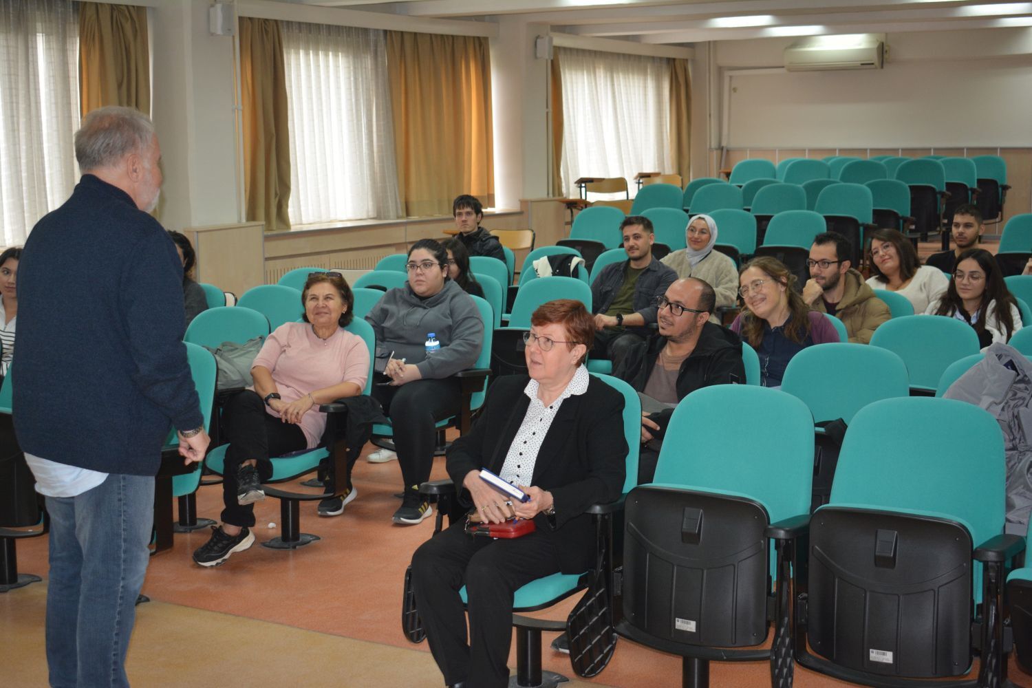 Polonyalı Profesör Ege Üniversitesi’nde Seminer Verdi (2)