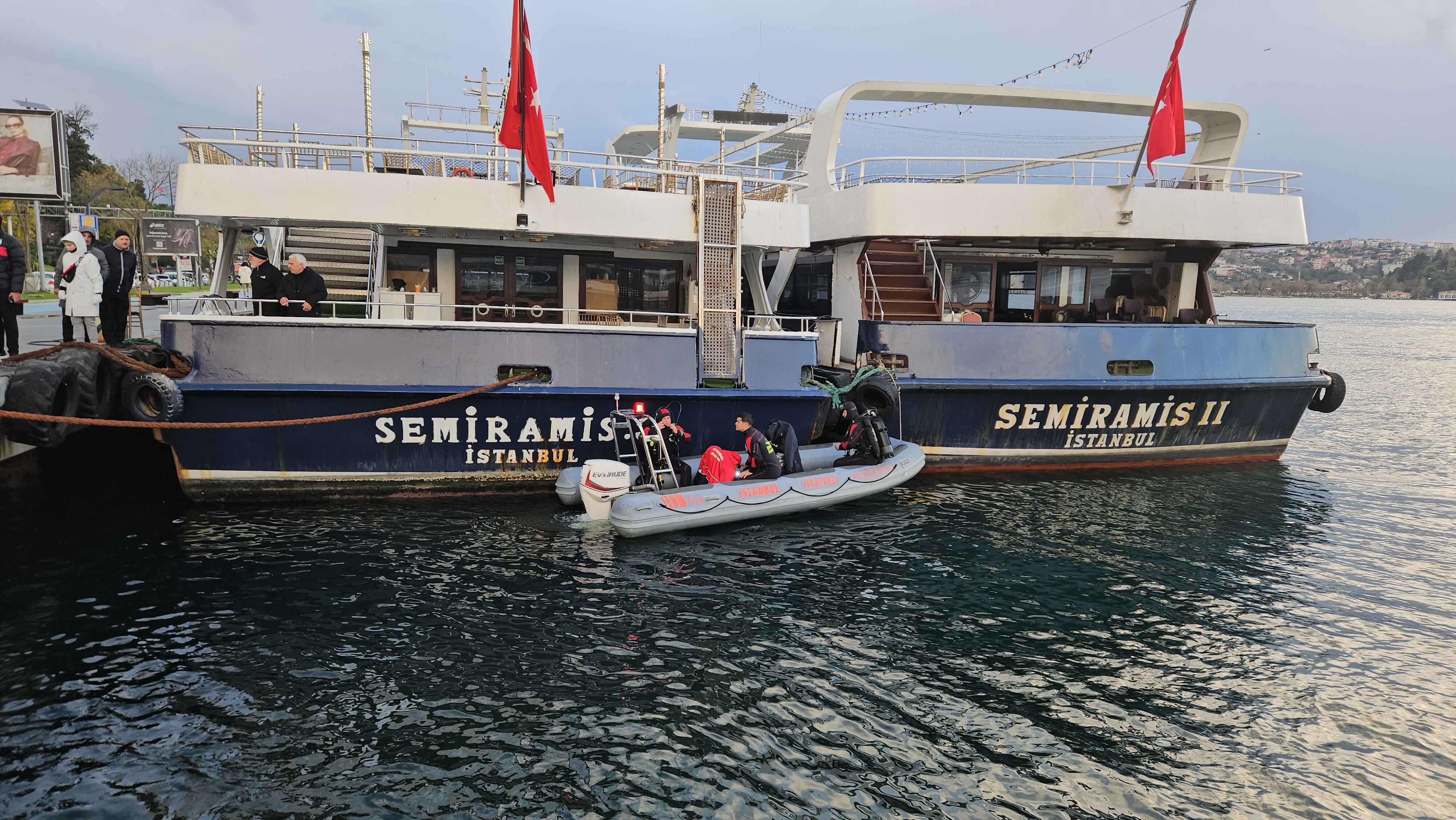 Sarıyer Rumeli Hisarı'nda Gece Balık Tutmaya Giden 2 Kişi Kayboldu (2)
