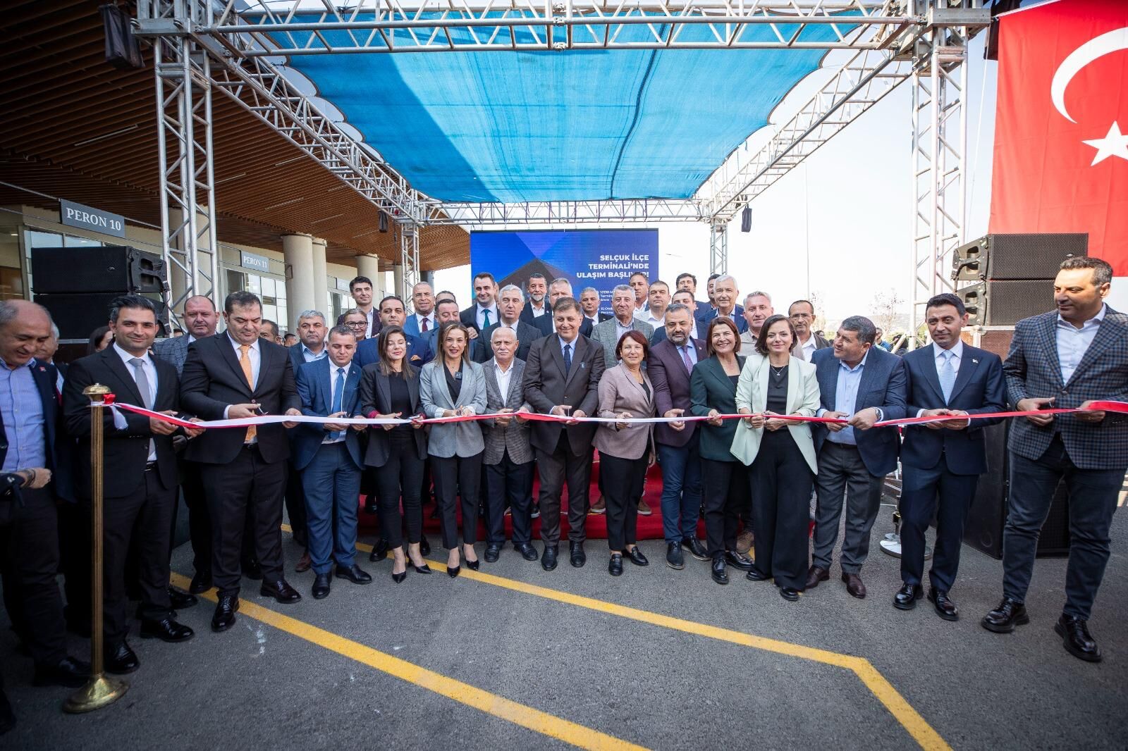 Selçuk’a 50 Milyon Liralık Yeni Terminal Açıldı (3)