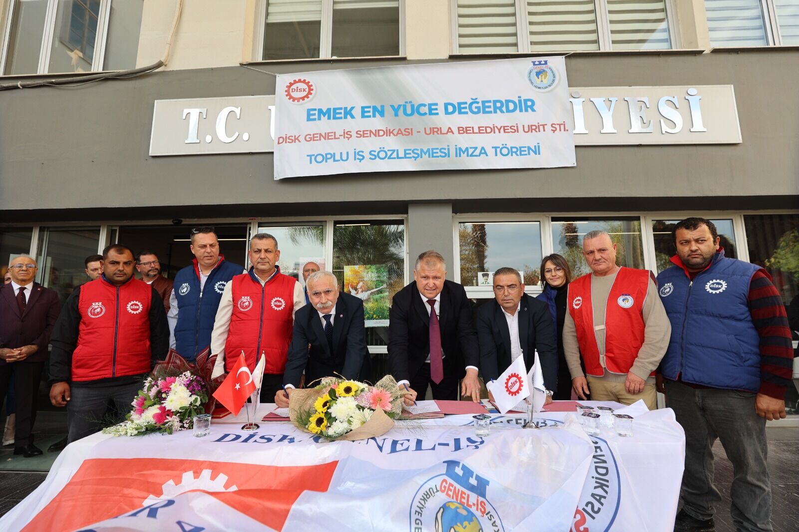 Urla Belediyesi'nde Tarihi Toplu Iş Sözleşmesi (4)