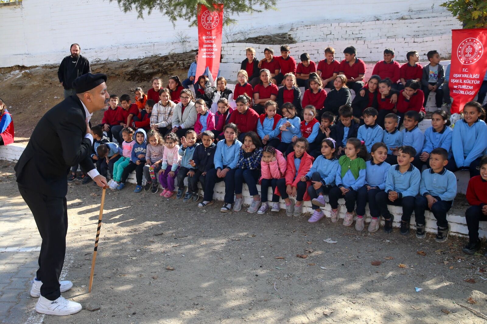 Uşak'ta Kültür Rotası Projesi, 3 Binden Fazla Öğrenciyle Buluştu (1)