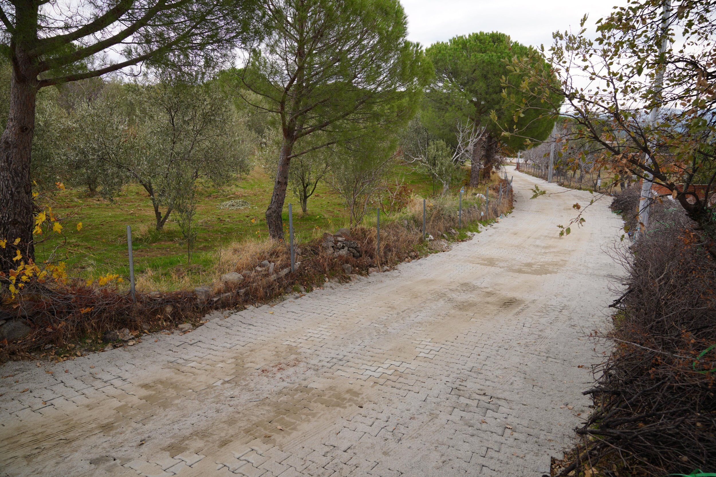4 Kırsal Mahalleye 4 Bin Metrekare Kilit Parke Taşı Döşendi… (6)