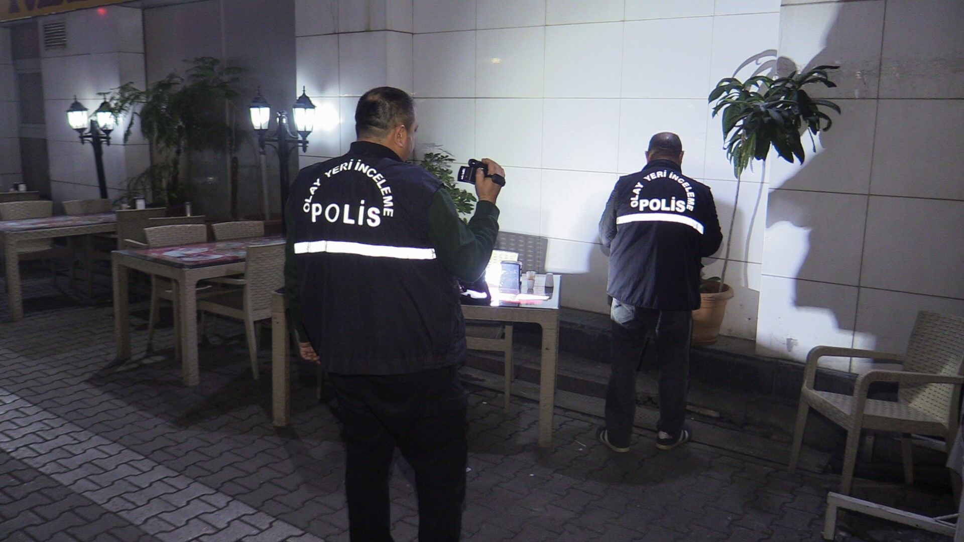 Adana'da Kebapçıya Saldırı 1 Kişi Hayatını Kaybetti (2)