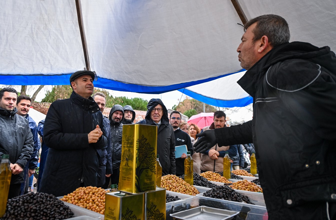 Balıkesir’de Kapalı Semt Pazarı Için Ilk Adım Atılıyor