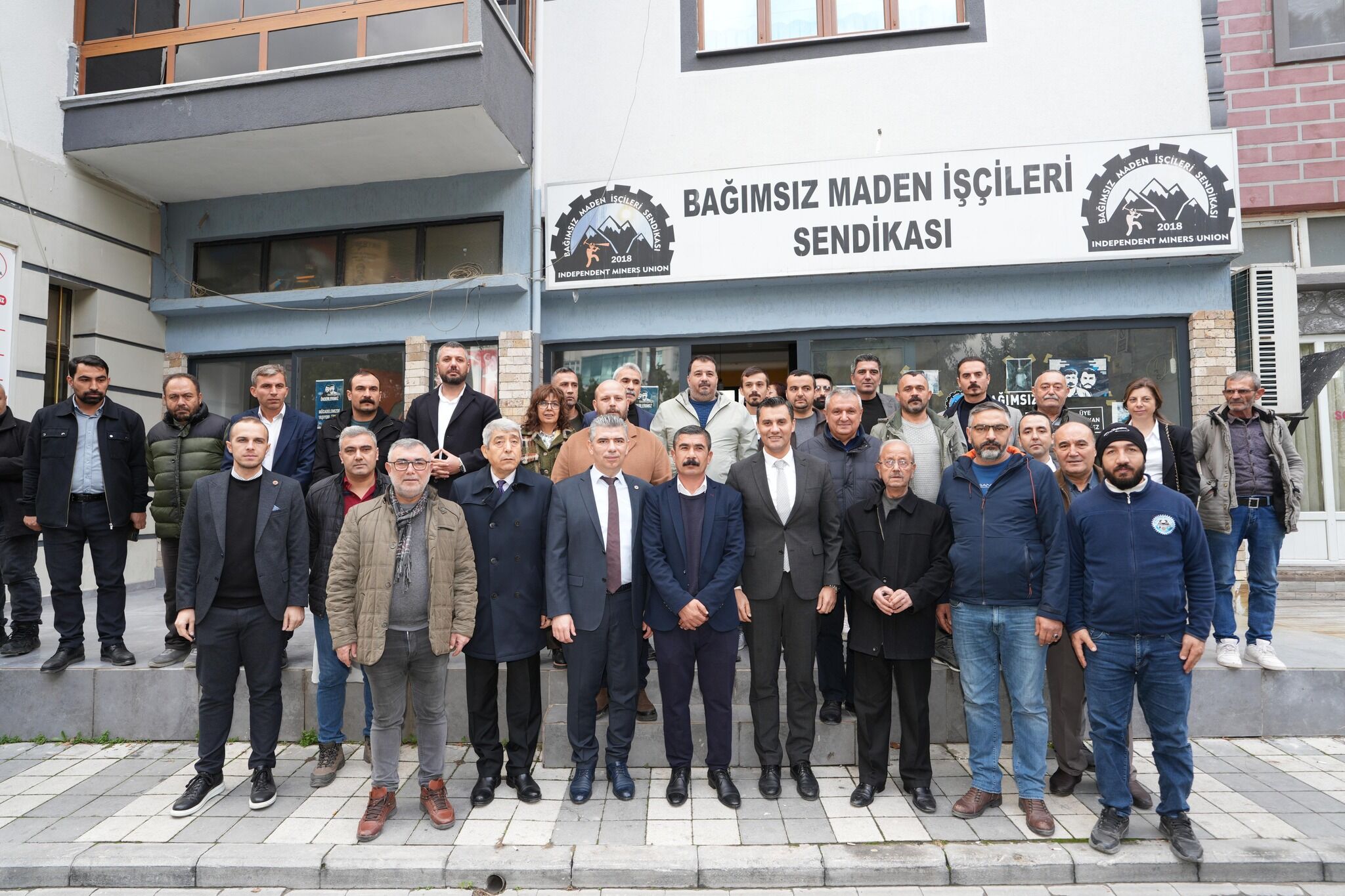 Başkan Zeyrek Soma’da Madencilerle Buluştu (8)