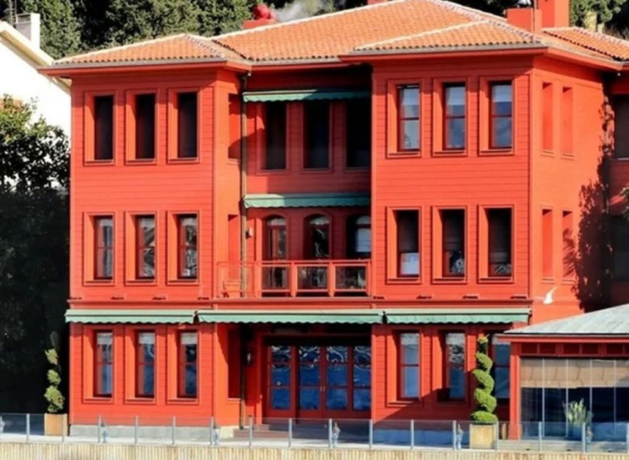 Boğaz'ın Gözdesi Yalılar Satışa Çıkartıldı Fiyatlar Dudak Uçuklatıyor (4)