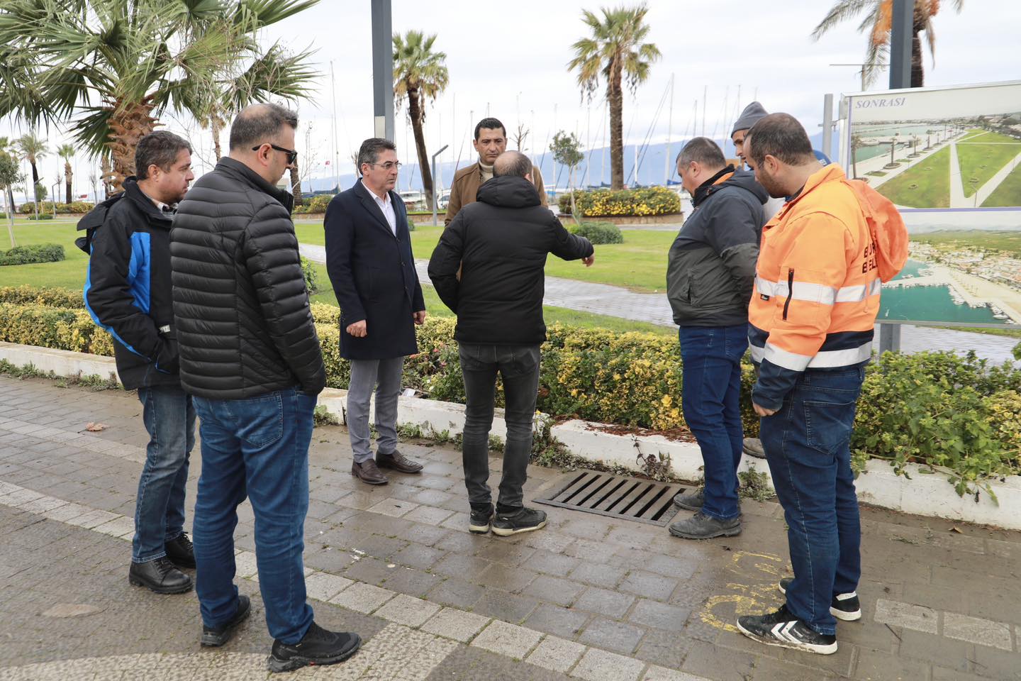 Burhaniye'de Yoğun Yağış Sonrası Altyapı Denetimleri Başladı (4)